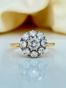 Chunky Antique 18ct Yellow Gold Diamond Cluster Ring: Chunky Antique 18ct Yellow Gold Diamond Cluster Ring&nbsp; &nbsp; Approx 1 carat 30! Exceptional bright clean diamond cluster, truly exquisite! &nbsp; measurements size UK U1/2 US 10 1/4 head of rin