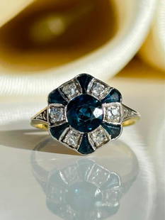 Art Deco Era 18ct Yellow Gold Sapphire and Diamond Ring: Art Deco Era 18ct Yellow Gold Sapphire and Diamond Ring&nbsp; &nbsp; the most beautiful sapphire and diamond ring&nbsp; &nbsp; measurements size UK N US 7 head of ring 12mm x 11mm weight 2.79g <
