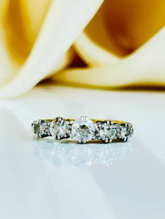 Chunky 18ct Yellow Gold Diamond 5 Stone Ring: Chunky 18ct Yellow Gold Diamond 5 Stone Ring&nbsp; &nbsp; 5 bright clean diamonds, exquisite&nbsp; &nbsp; measurements size UK N US 7 head of ring 18mm x 5mm weight 2.70g stamped 18 &n