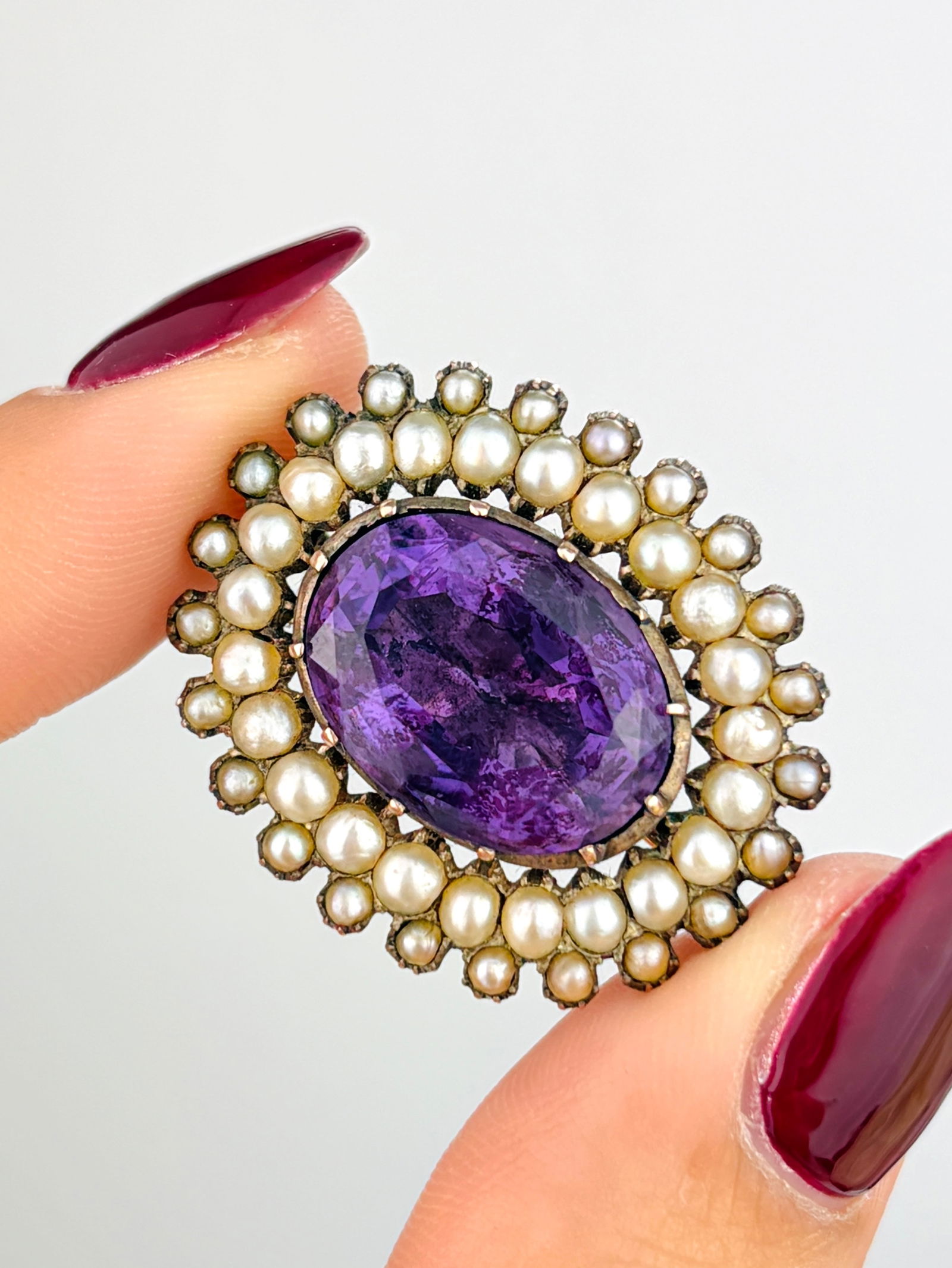 Georgian Foiled Amethyst and Pearl Brooch in Gold: Georgian Foiled Amethyst and Pearl Brooch in Gold
