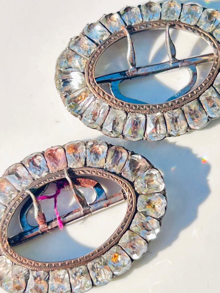 Pair of Georgian chunky paste brooches (1 of 5)