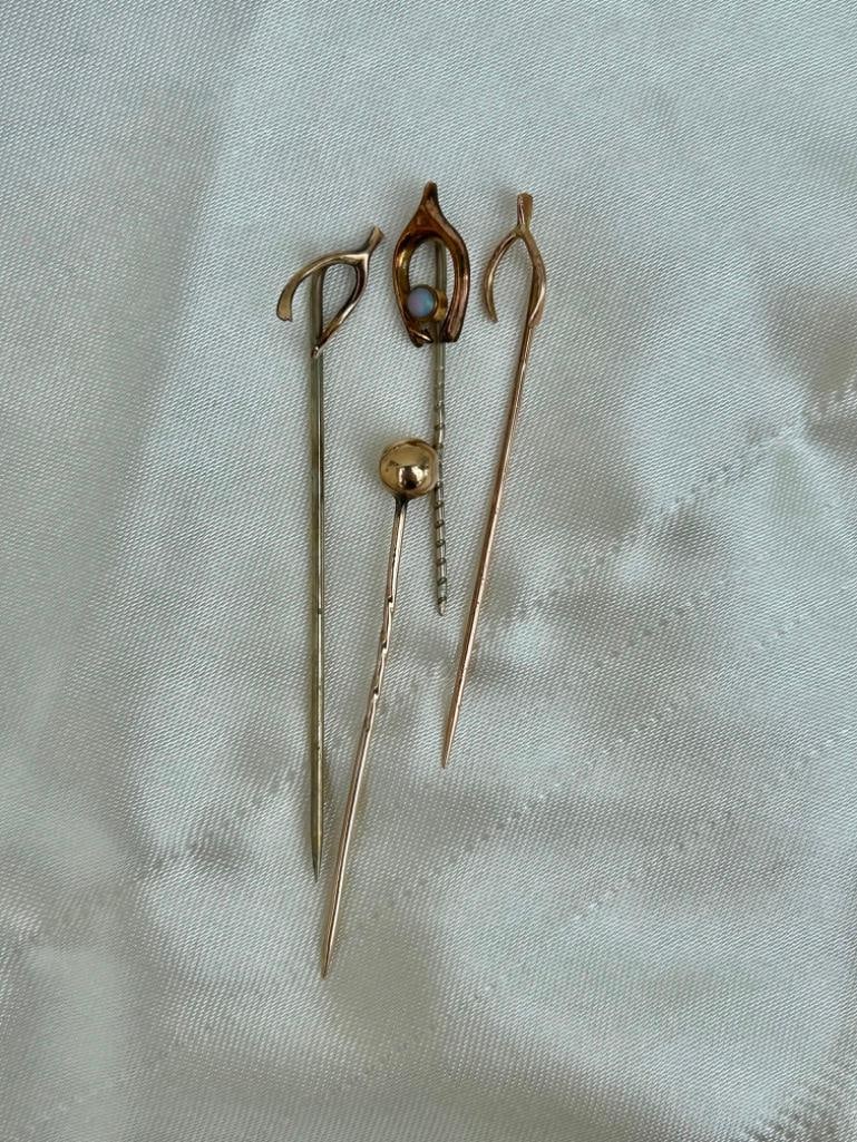 Mixed Lot 4 Assorted Wishbone & Others Stick Pin Brooch (1 of 3)
