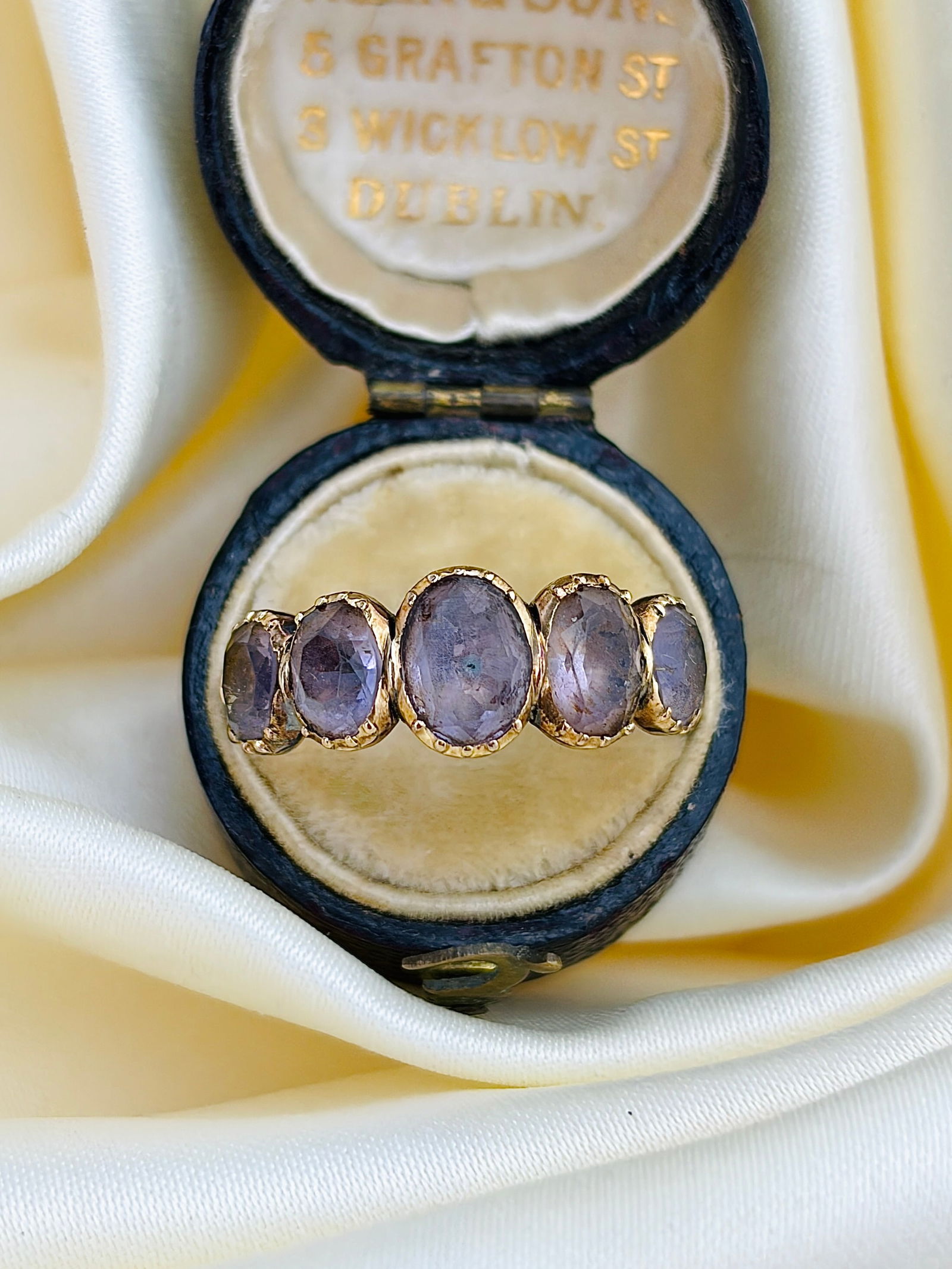 Antique Boxed Georgian Amethyst Foiled Back 5 Stone ring in Gold AF (1 of 11)