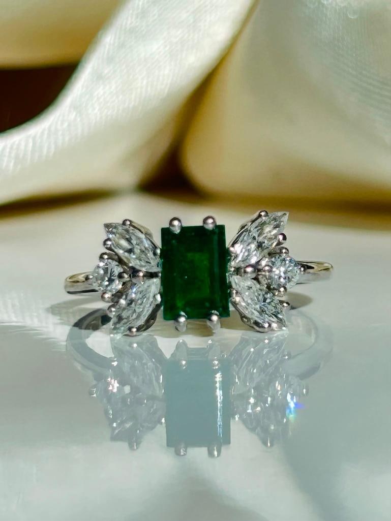 *Antique 18ct White Gold Emerald and Diamond Unusual Ring (1 of 12)