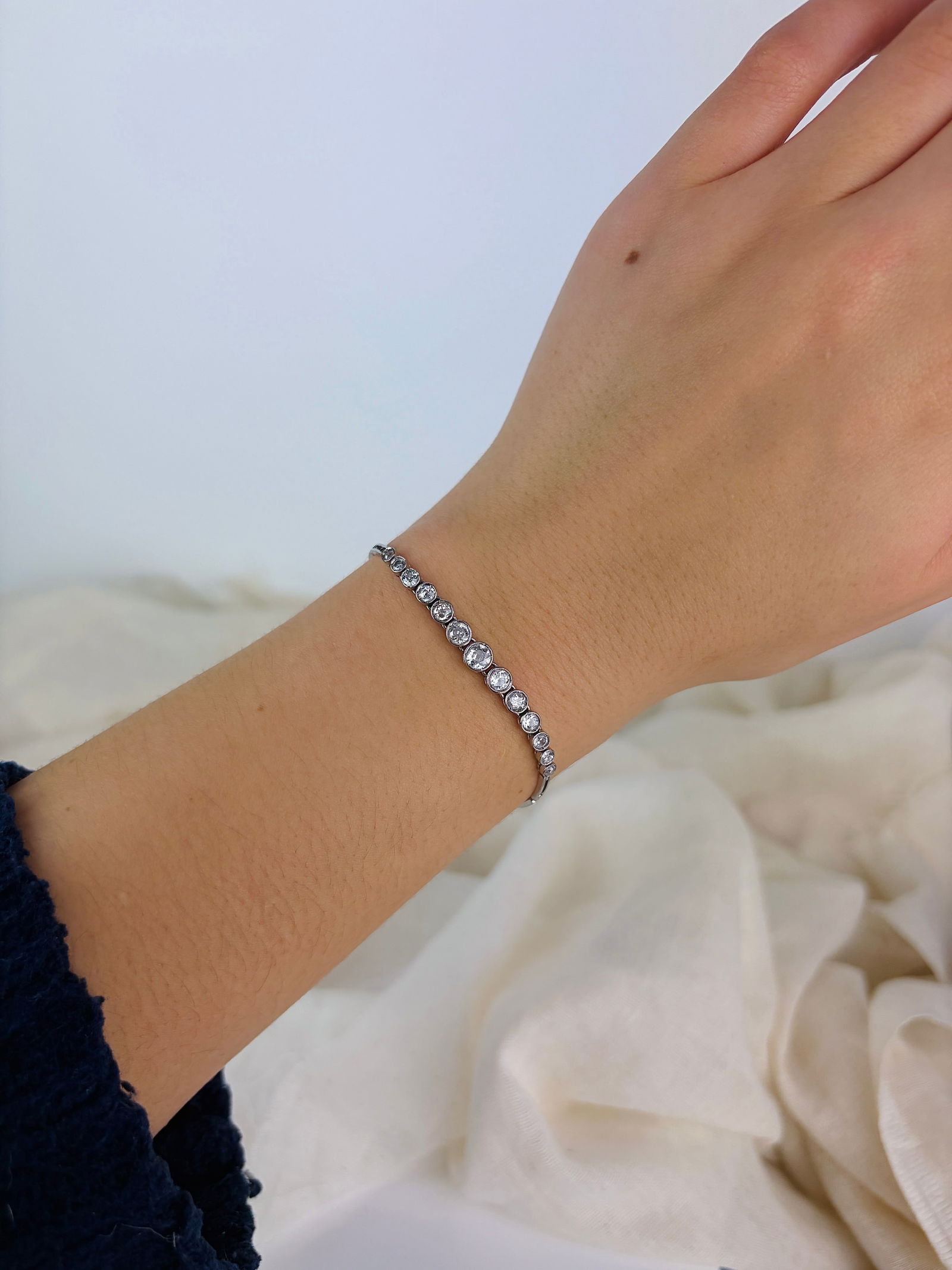 Antique Diamond Line Bracelet - 9