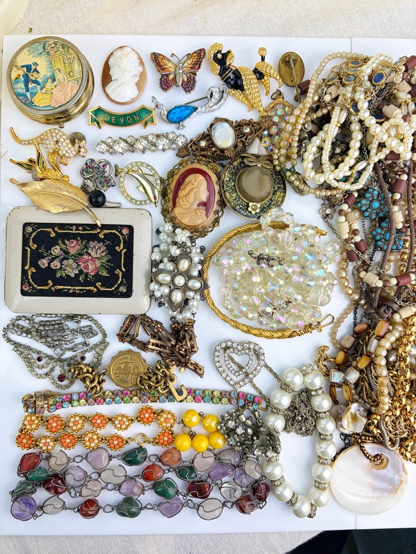 MIXED LOT Jewellery: MIXED LOT Jewellery