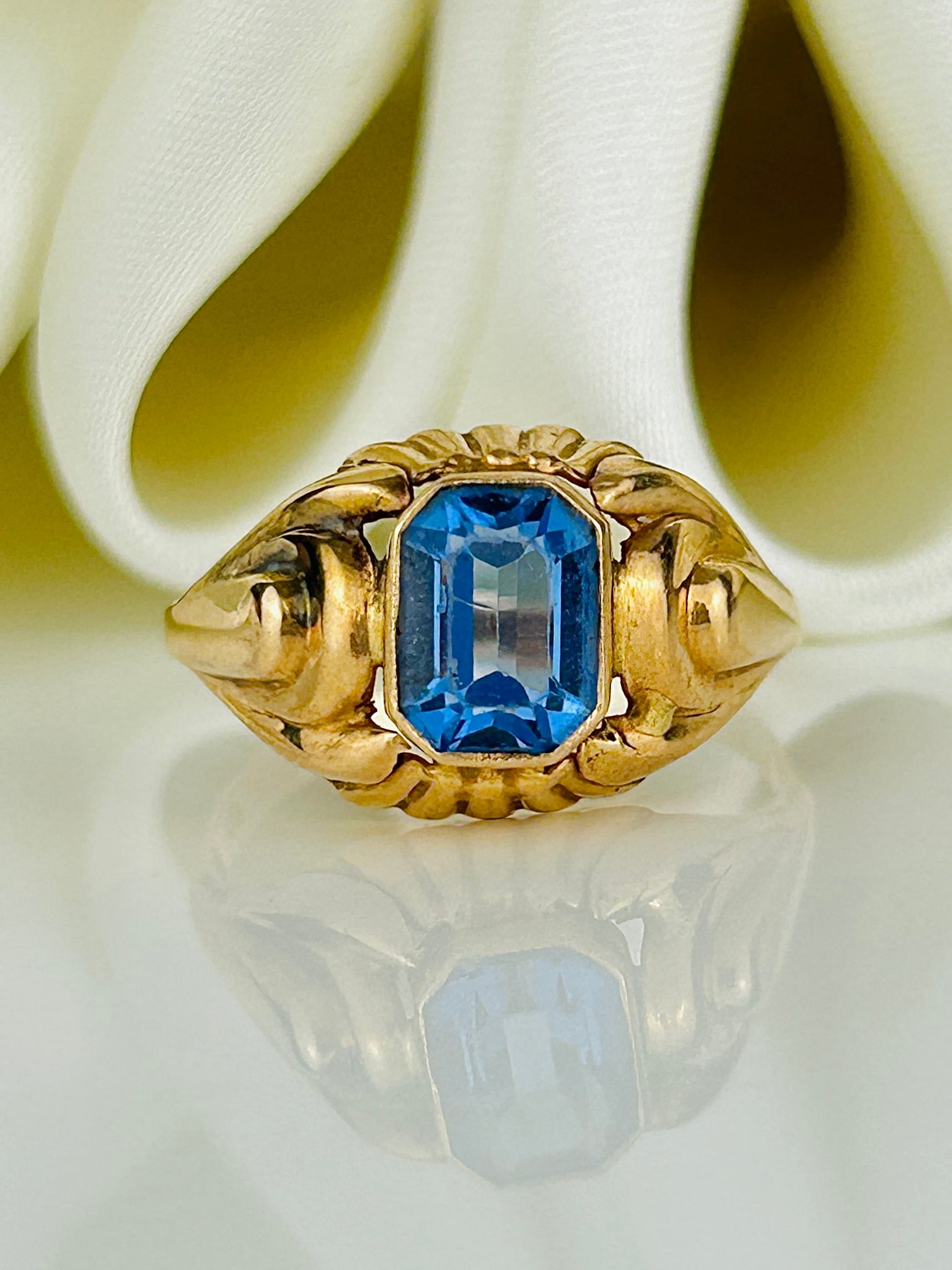 Blue Paste Chunky Ring (1 of 9)