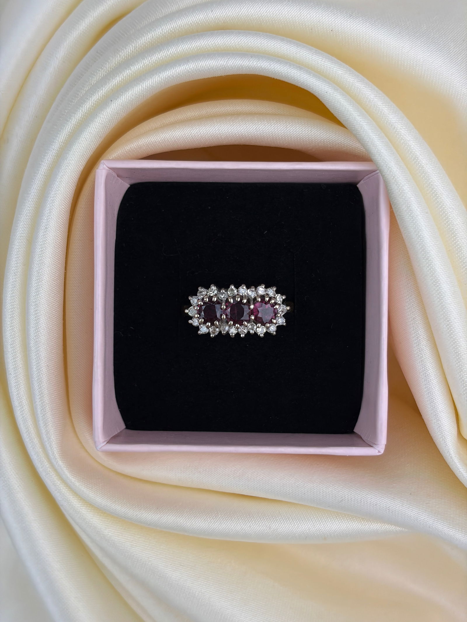 chunky vintage 18ct yellow gold ruby and diamond triple cluster ring - 7