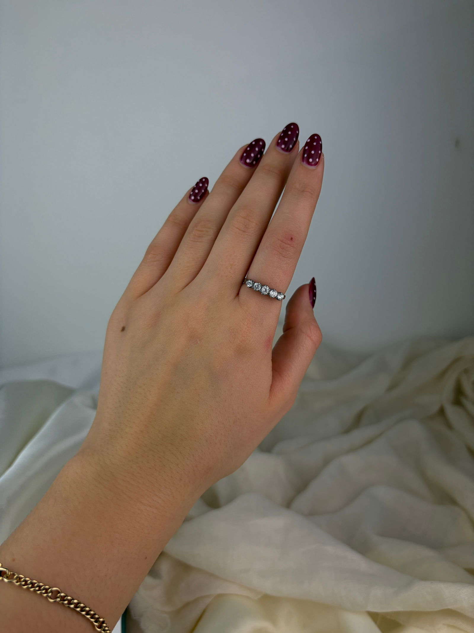 vintage 9ct gold and silver setting 5 stone ring - 7