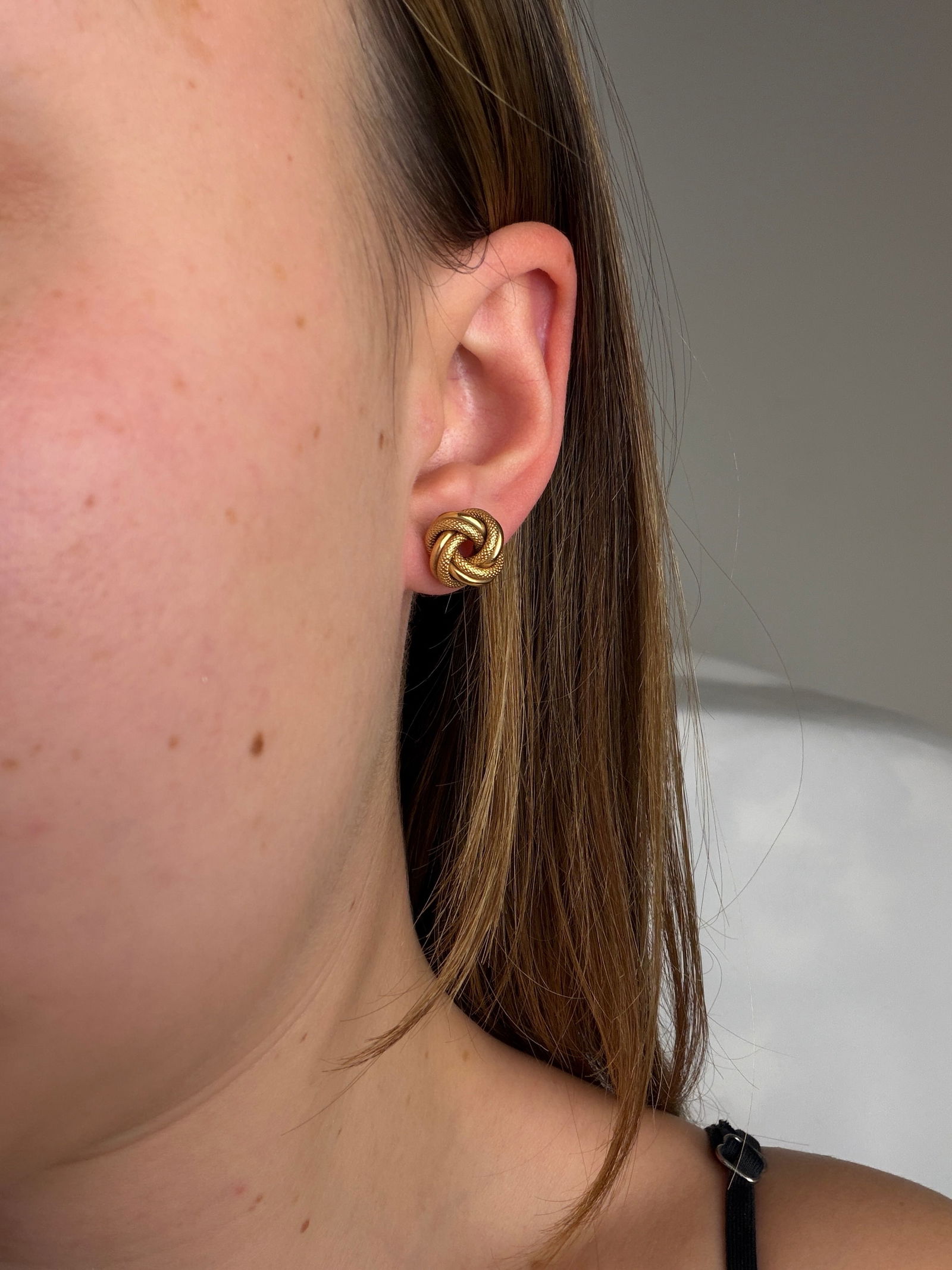 vintage 9ct yellow gold textured knot earrings - 5