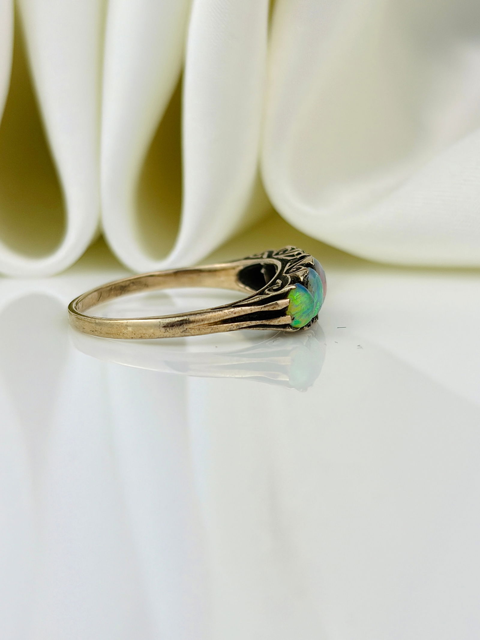 vintage 9ct gold opal and diamond 5 stone ring - 2