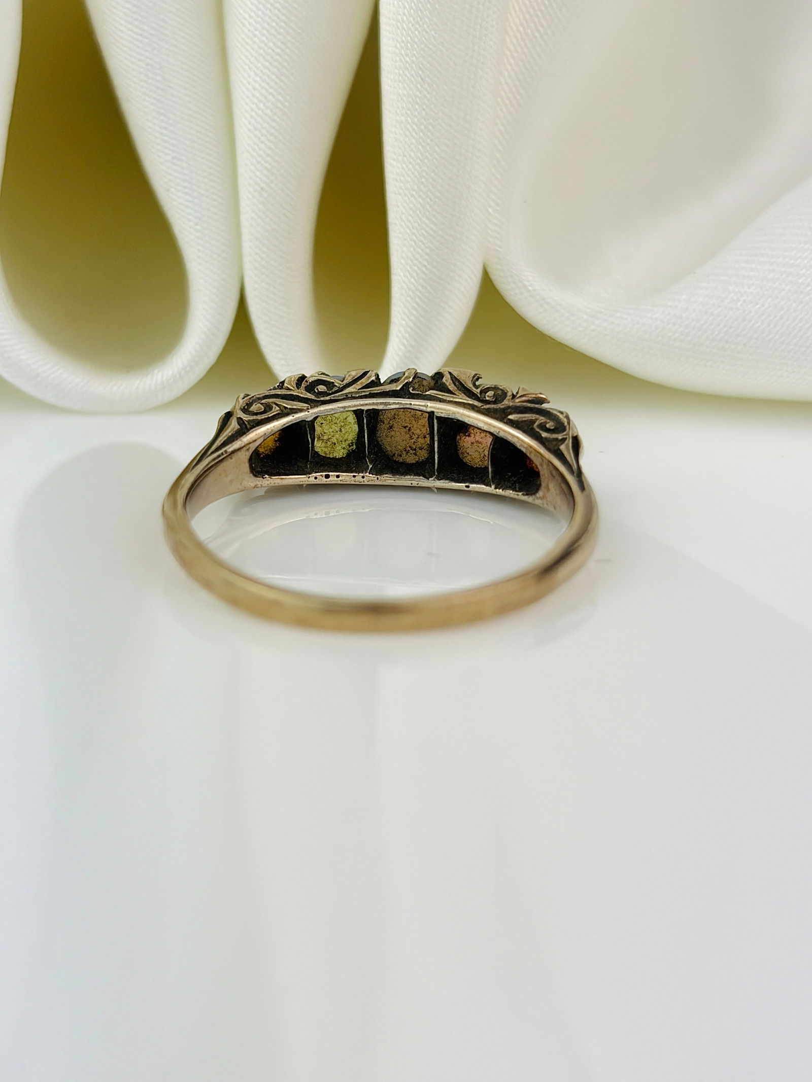 vintage 9ct gold opal and diamond 5 stone ring - 3