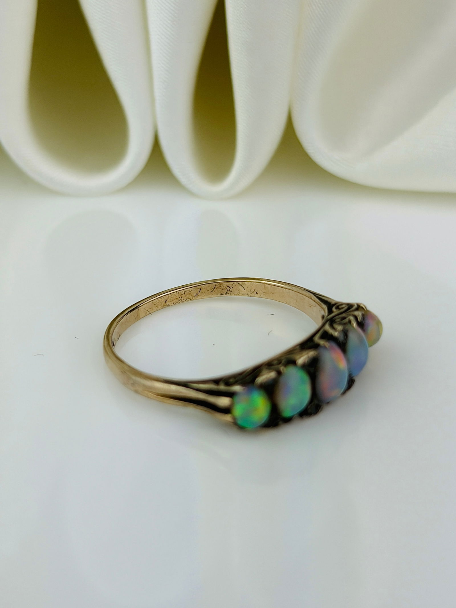 vintage 9ct gold opal and diamond 5 stone ring - 4