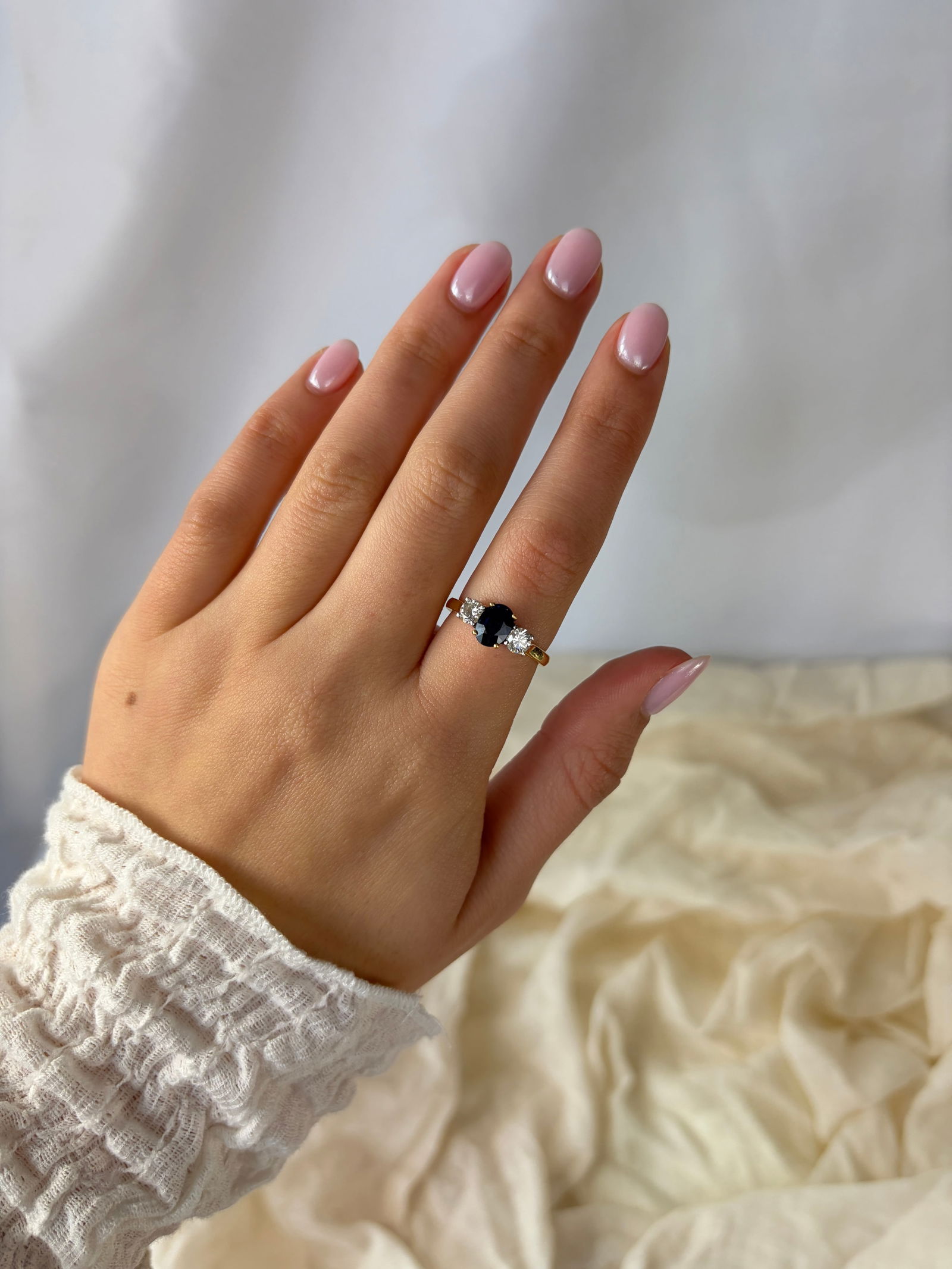 Vintage Sapphire and Diamond 18 Carat Gold Three Stone Ring - 8