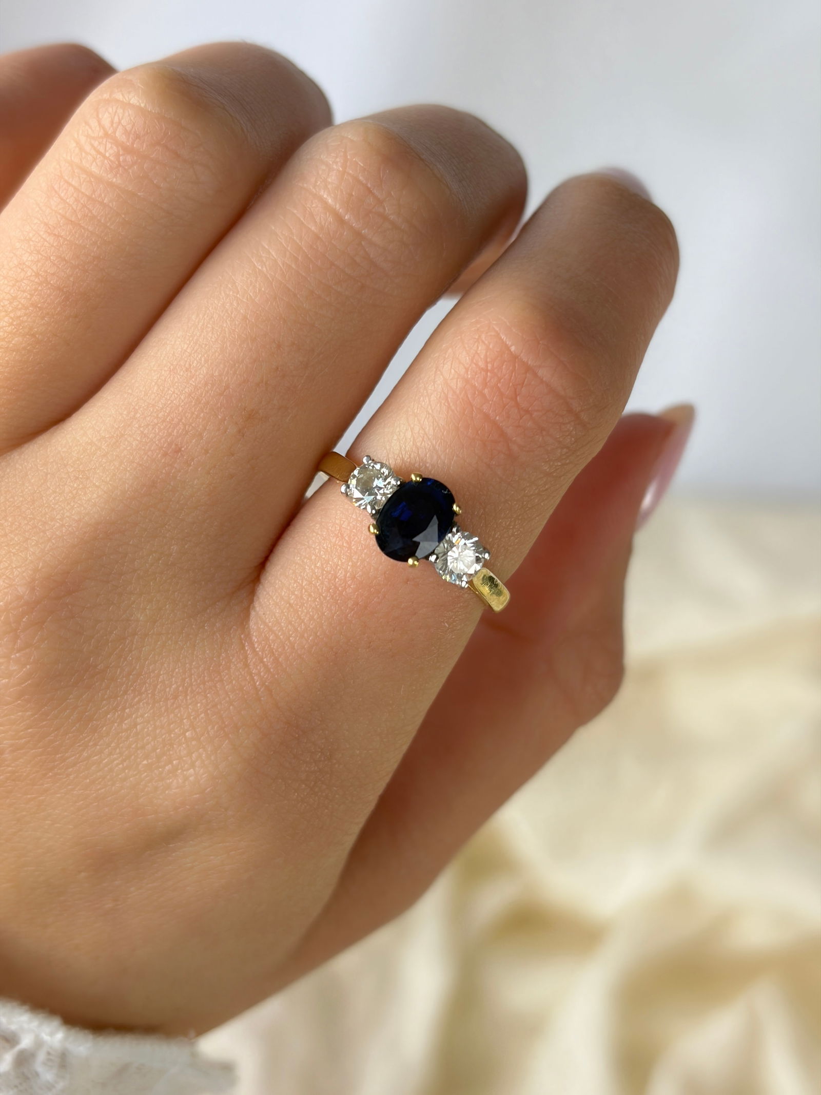 Vintage Sapphire and Diamond 18 Carat Gold Three Stone Ring - 9