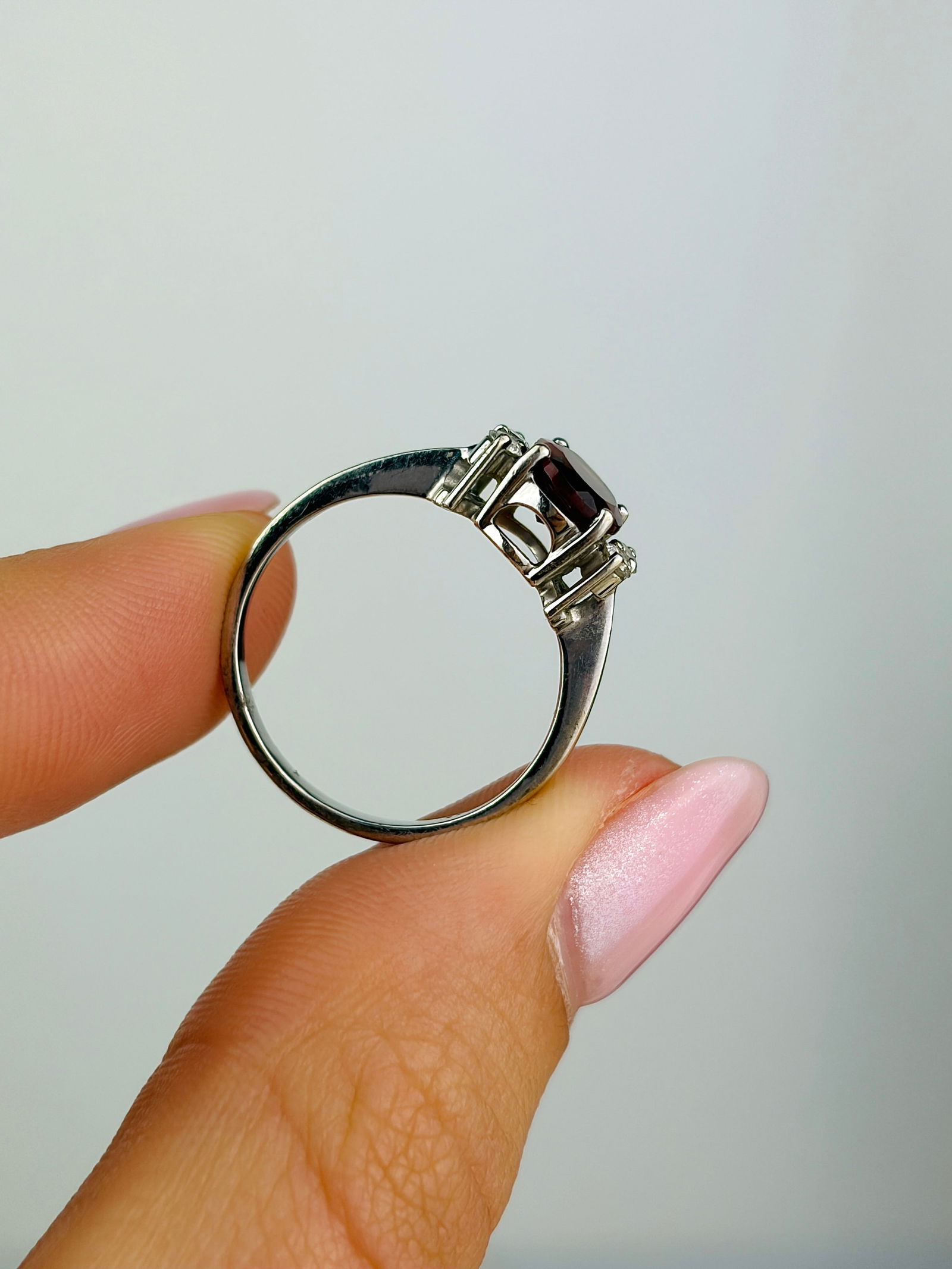 Sweet 14ct White Gold Garnet and Diamond Ring - 6