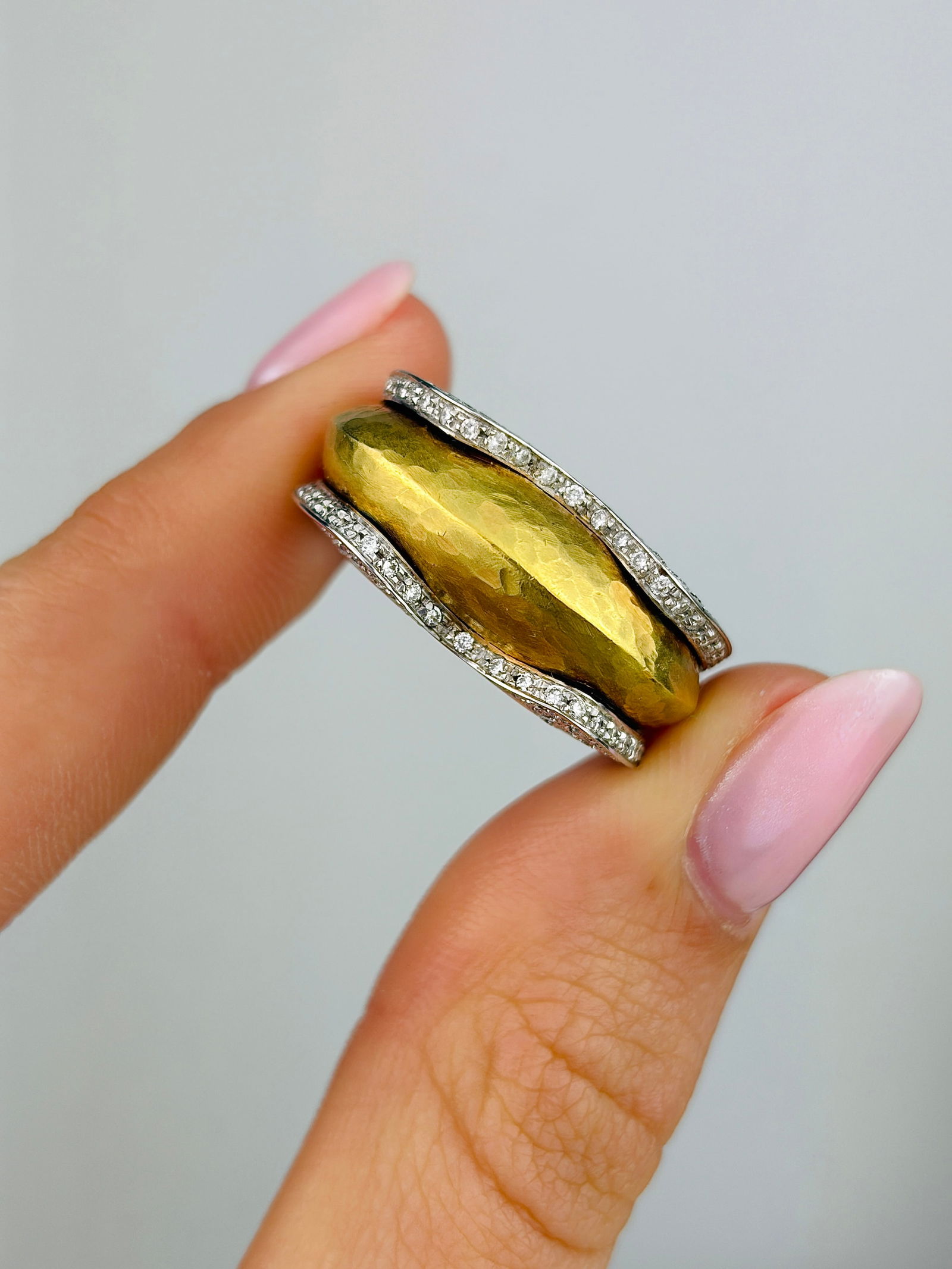 Unusual 18ct Gold and Diamond Wide Band Ring - 5