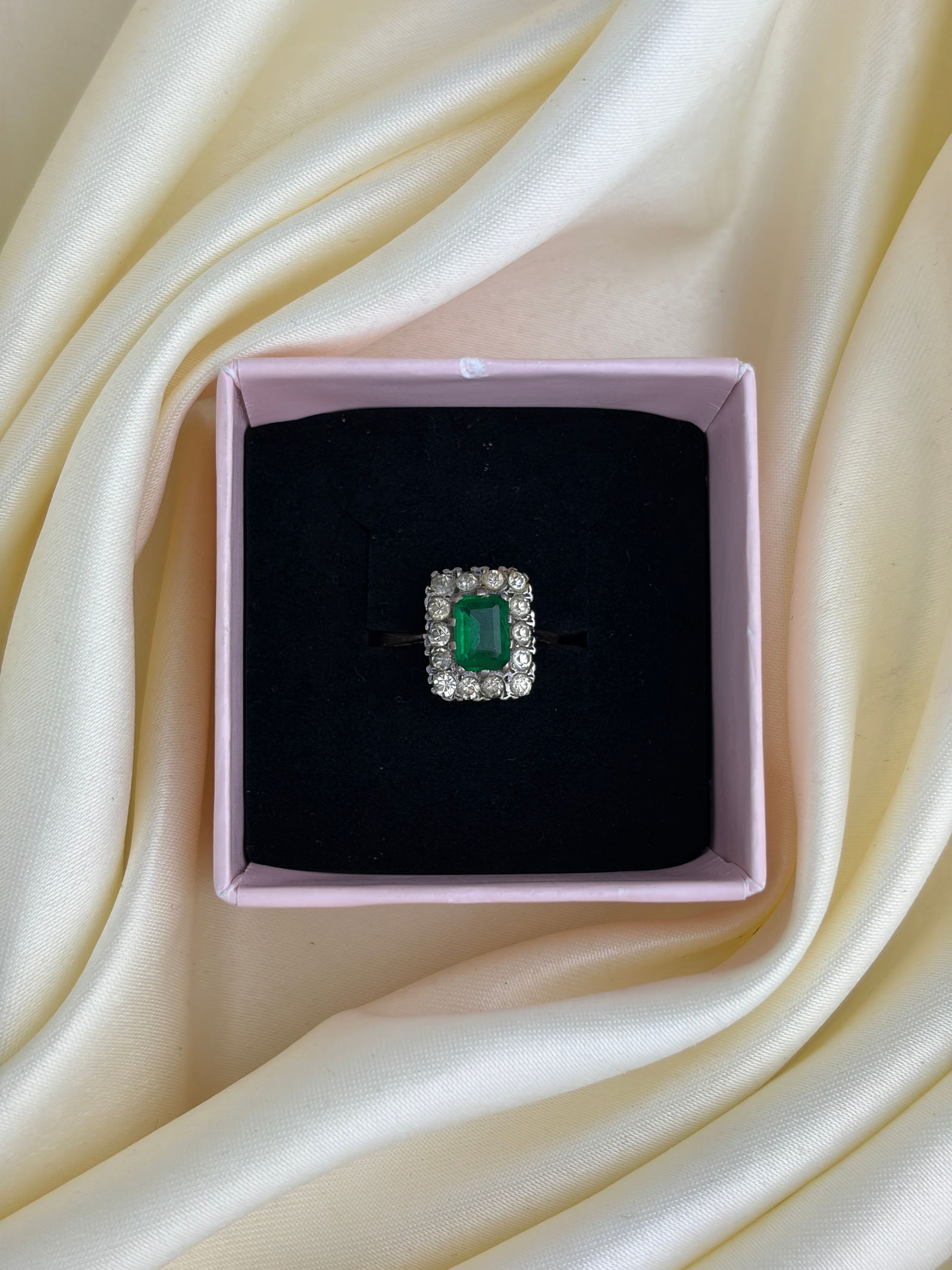 sweet 9ct gold and silver set cluster ring - 8