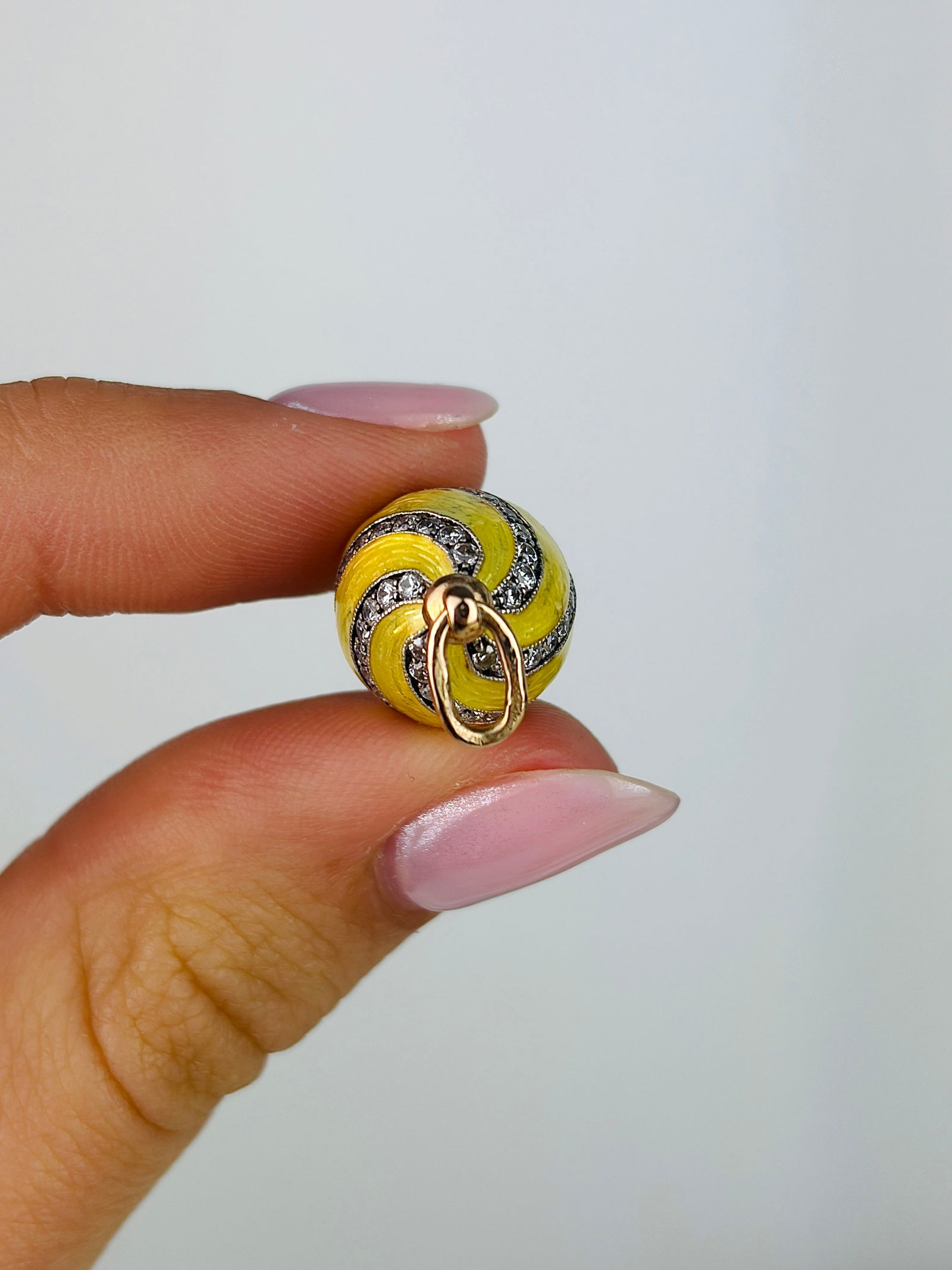 Antique Enamel White Stone and 14ct Gold Egg Pendant - 5