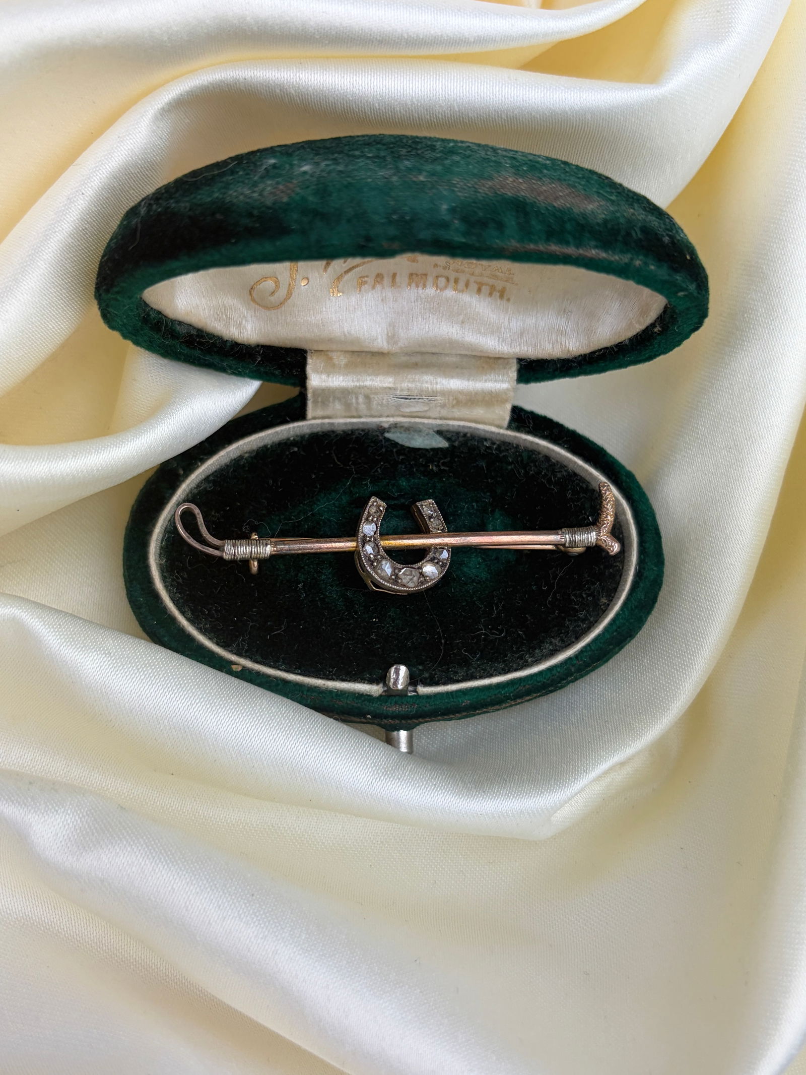 Antique Gold Diamond Horseshoe Brooch in Green Velvet Box - 2