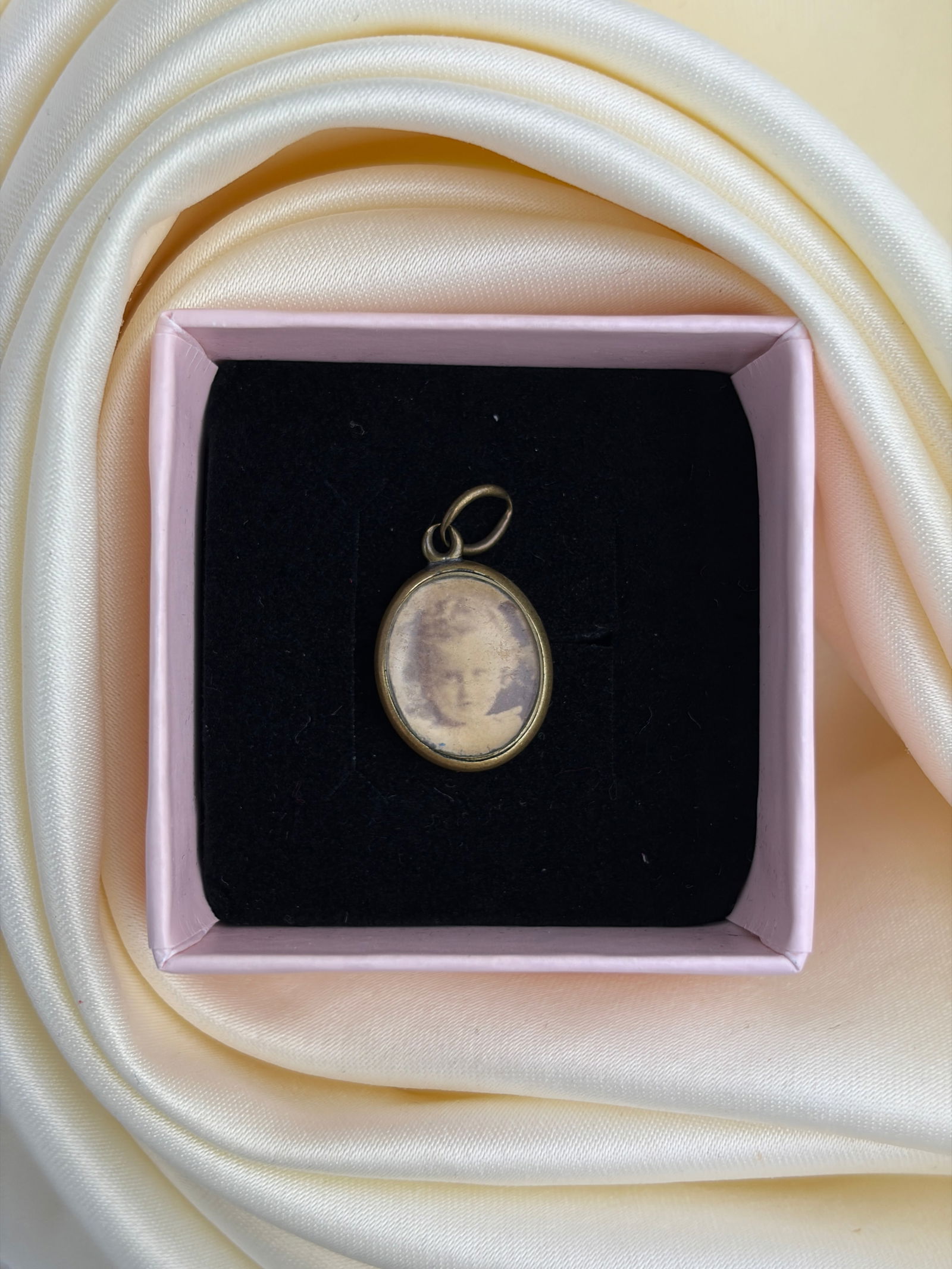 sweet blue enamel locket back pendant - 4