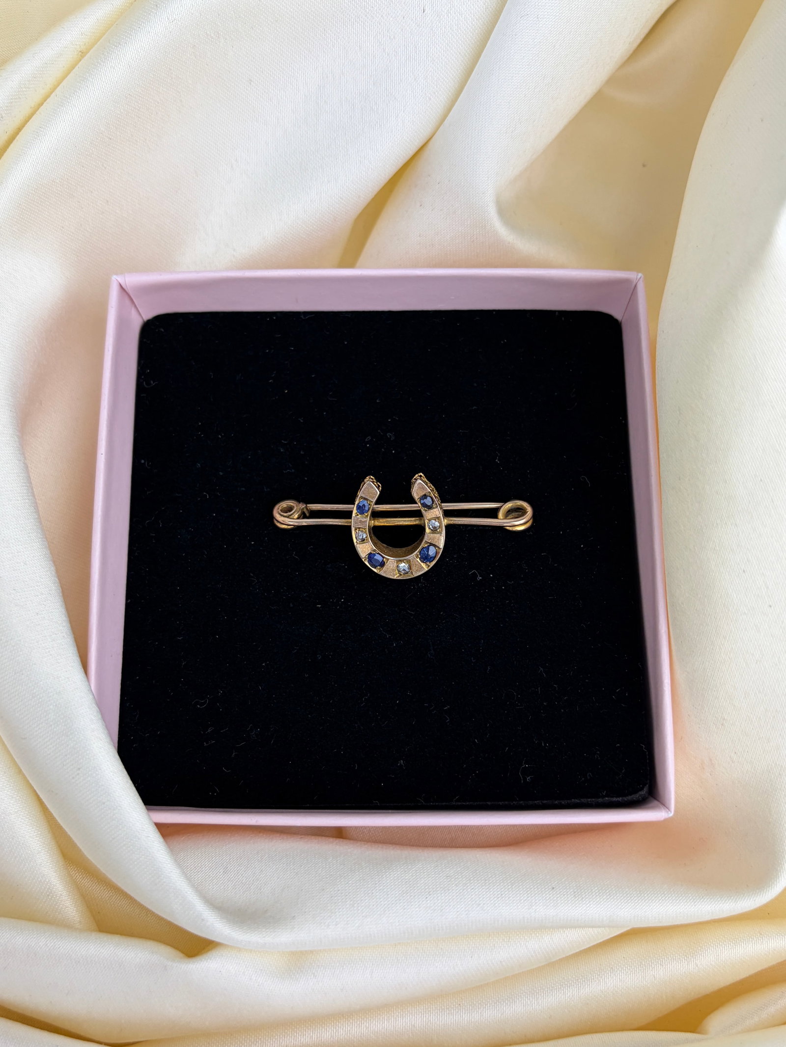 Antique Gold Sapphire and Diamond Horseshoe Safety Pin Brooch in Gold - 6