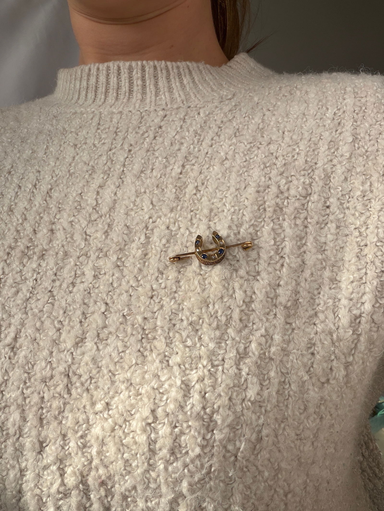 Antique Gold Sapphire and Diamond Horseshoe Safety Pin Brooch in Gold - 7