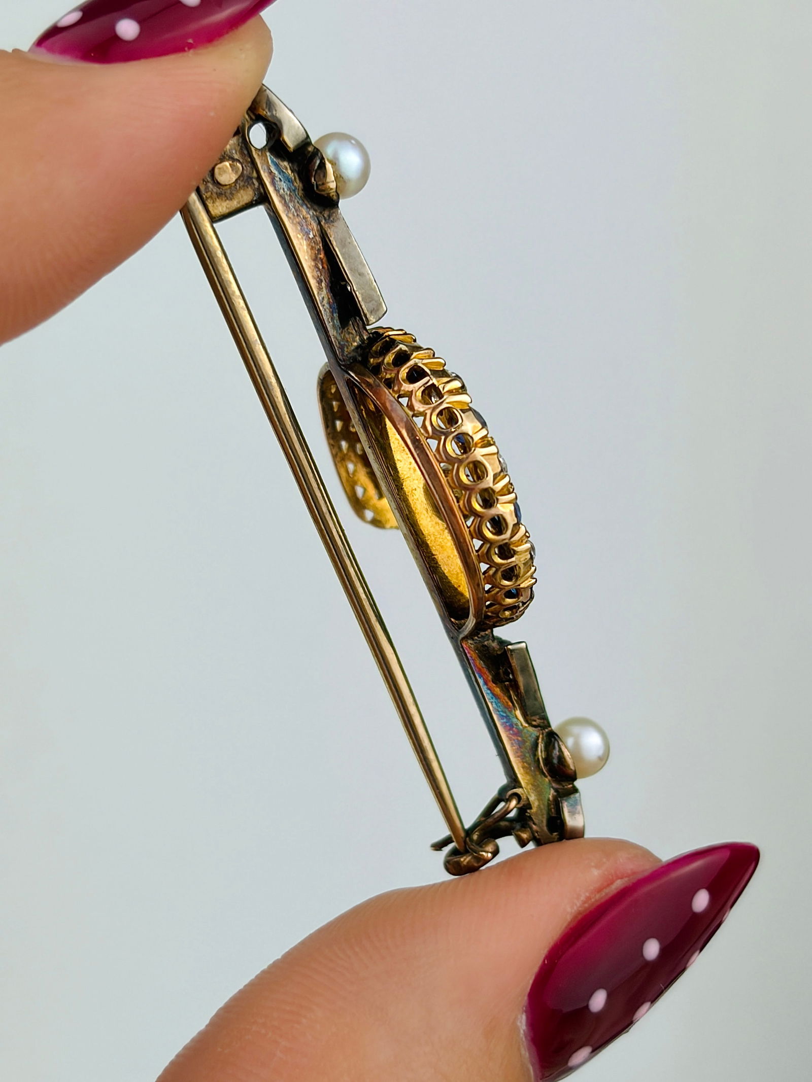 wonderful antique sapphire and diamond crescent brooch in gold with pearl and diamonds ends - 2
