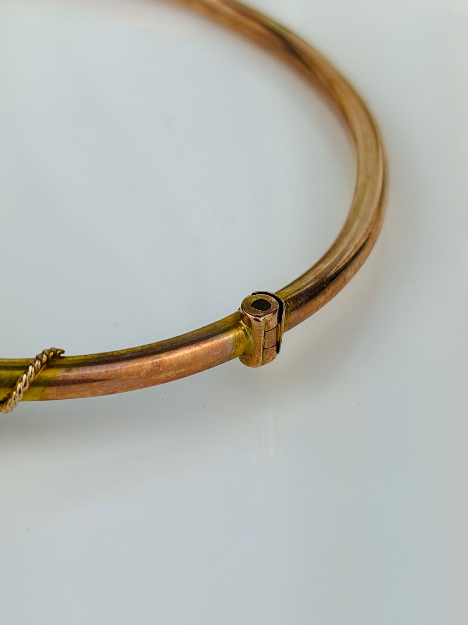 Antique 9ct gold ornate pearl bangle bracelet in antique box - 5