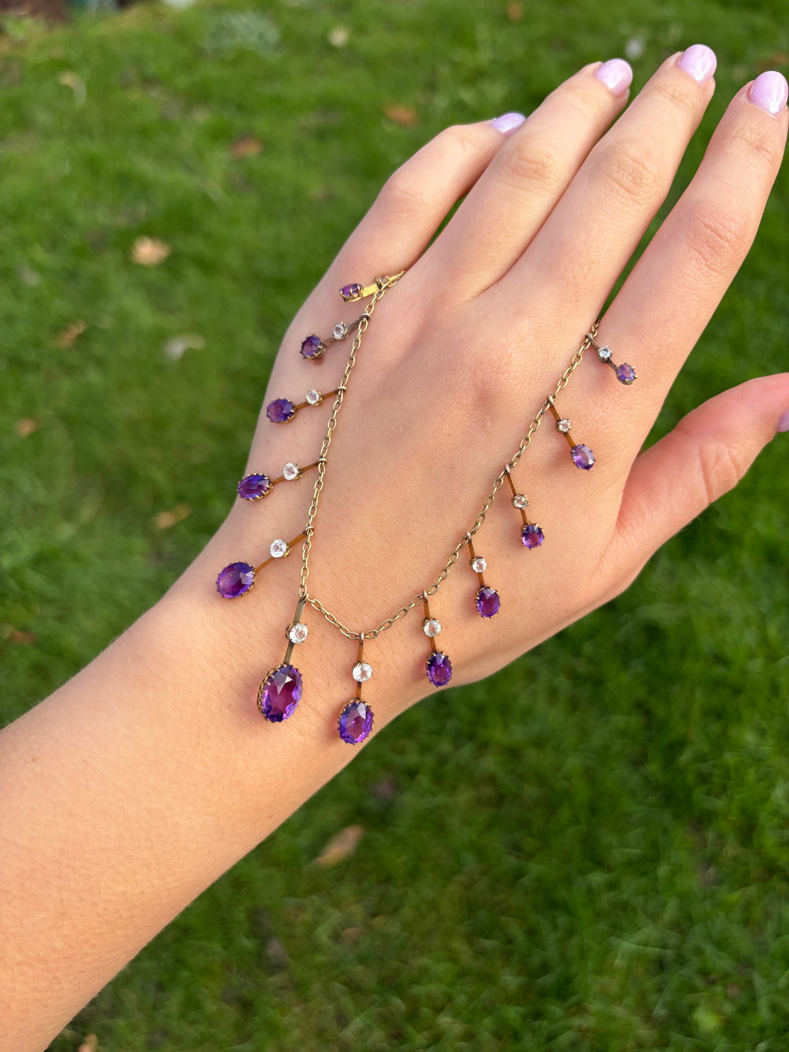 Edwardian Amethyst and Chrysoprase 9 Carat Yellow Gold fringe Necklace - 8