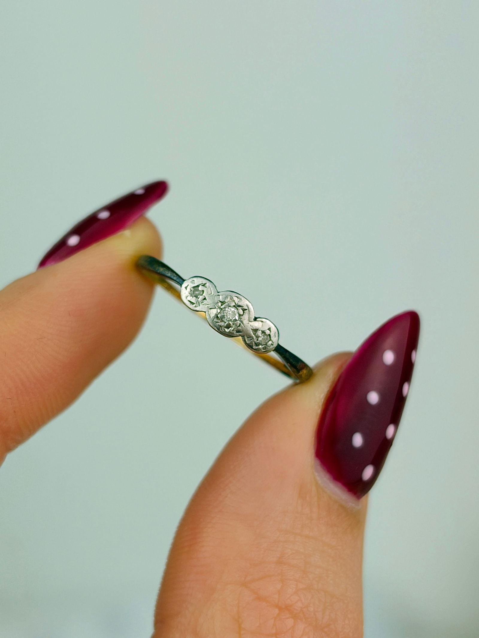 antique 18ct yellow gold and platinum diamond 3 stone ring - 5