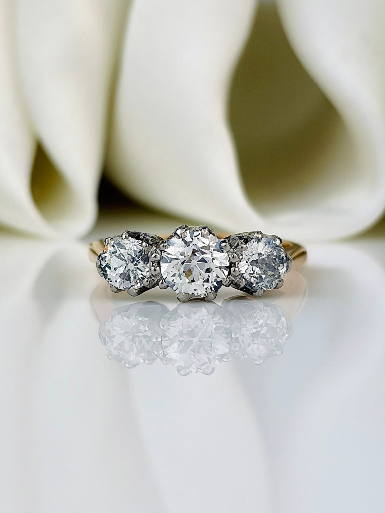 Edwardian 1.40ct Diamond and 18 Carat Gold and Platinum Three Stone Ring (1 of 11)