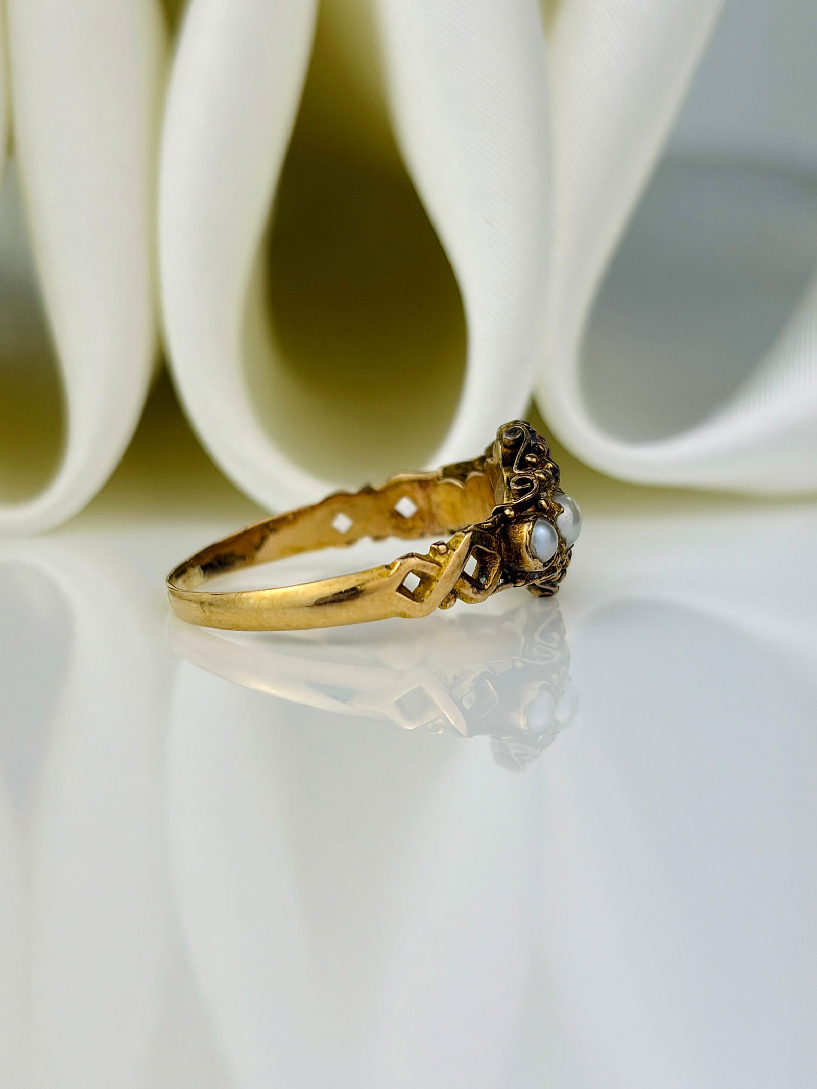 antique 18ct gold pearl ruby and emerald gemset ring - 2