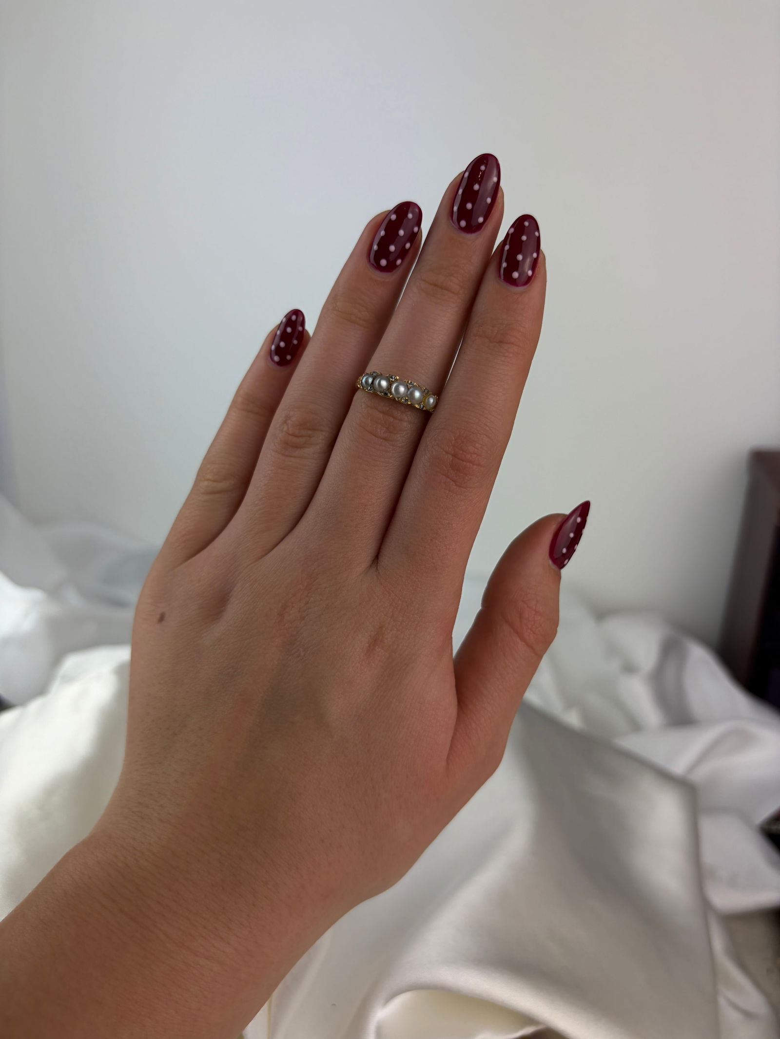 antique 18ct yellow gold pearl and diamond 5 stone ring - 7