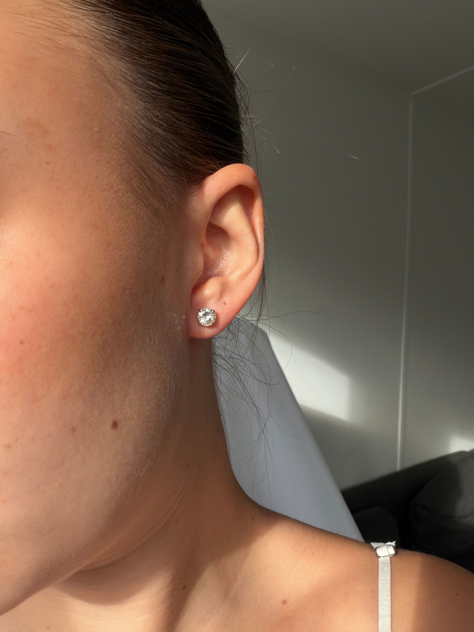 1.50cts Diamond and 18 Carat White Gold Stud Earrings - 8