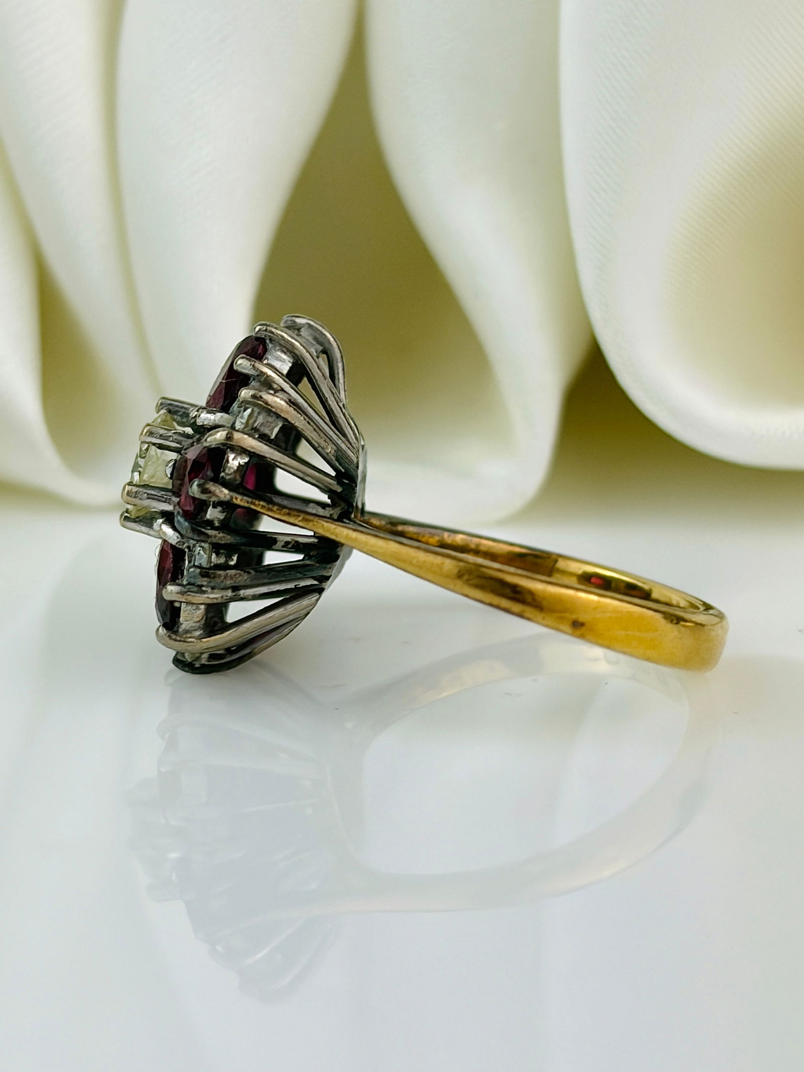 chunky 18ct yellow gold ruby and diamond cluster / flower ring - 2