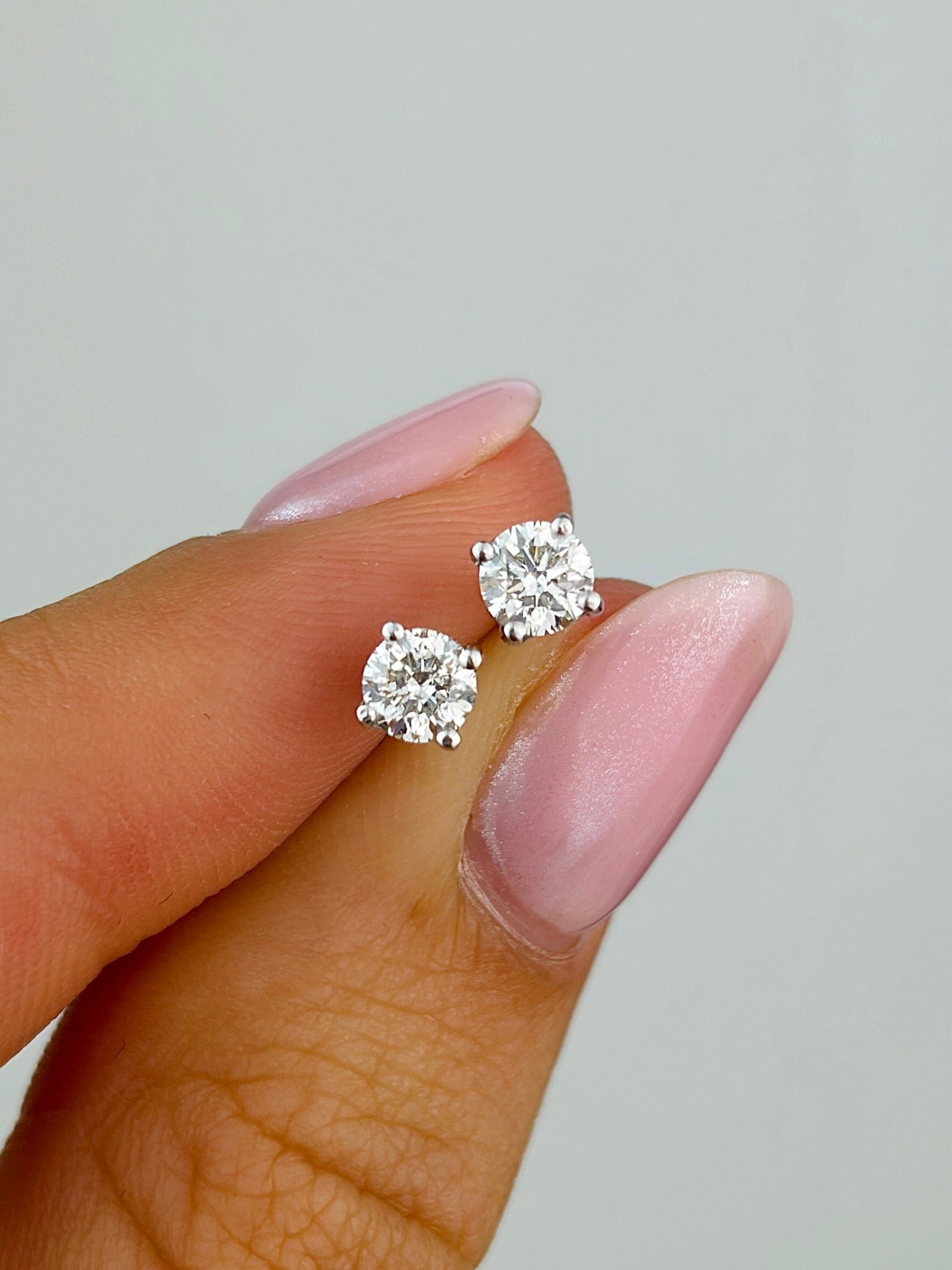 Classic Diamond and 18 Carat White Gold Stud Earrings (1 of 9)