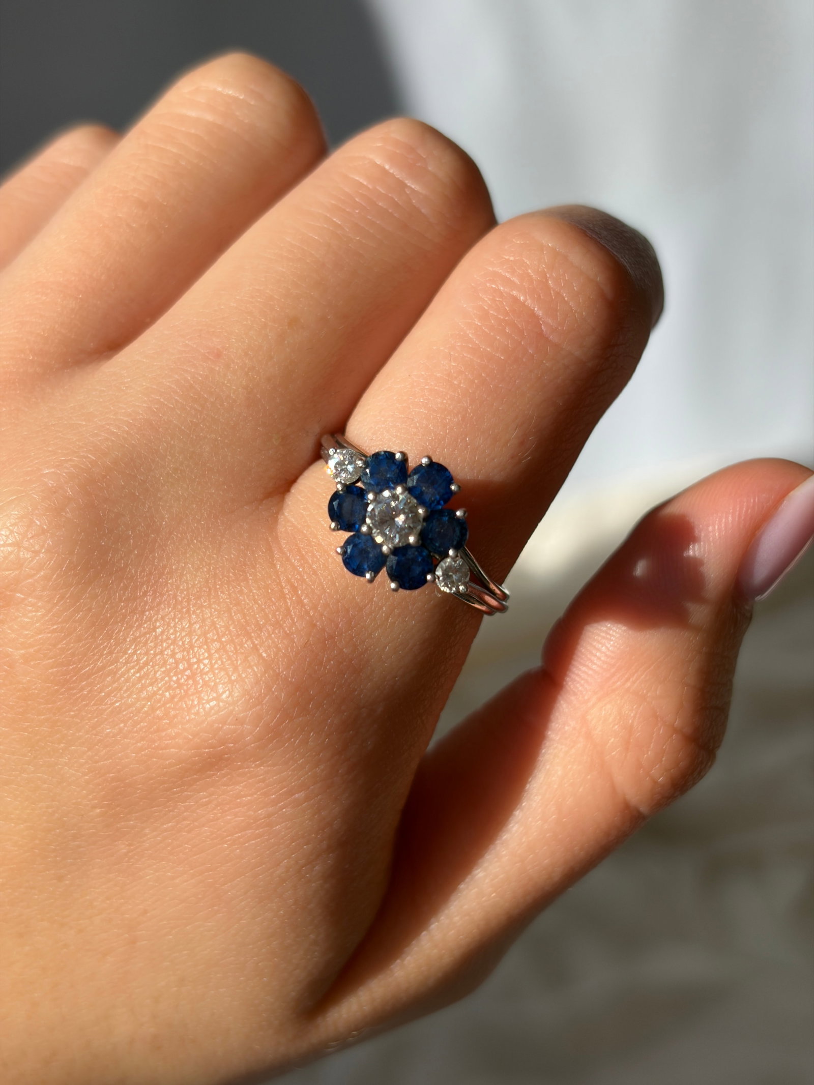 Chunky Vintage Sapphire and Diamond Platinum Cluster Ring - 9
