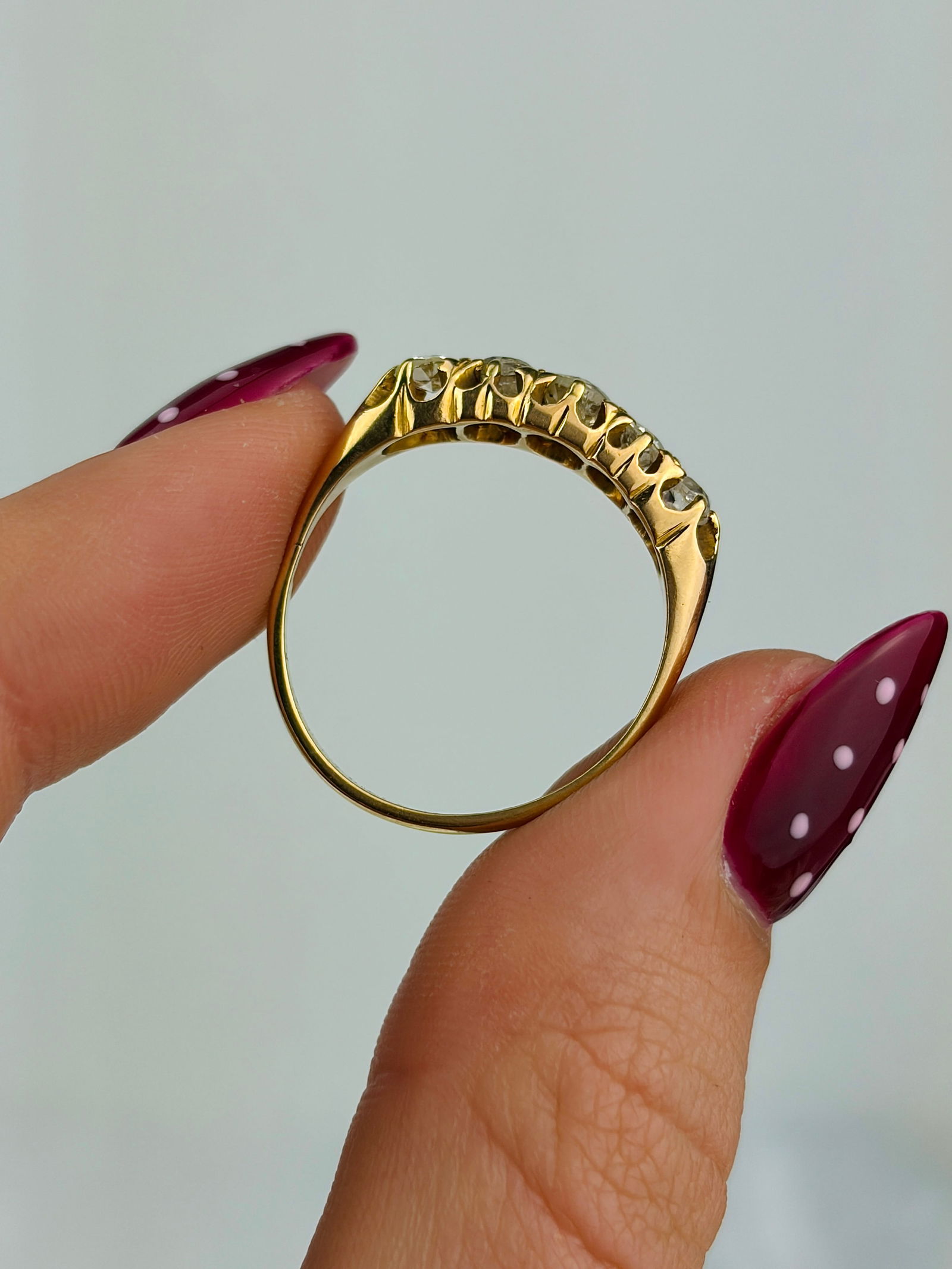 chunky 14ct yellow gold diamond 5 stone ring - 6