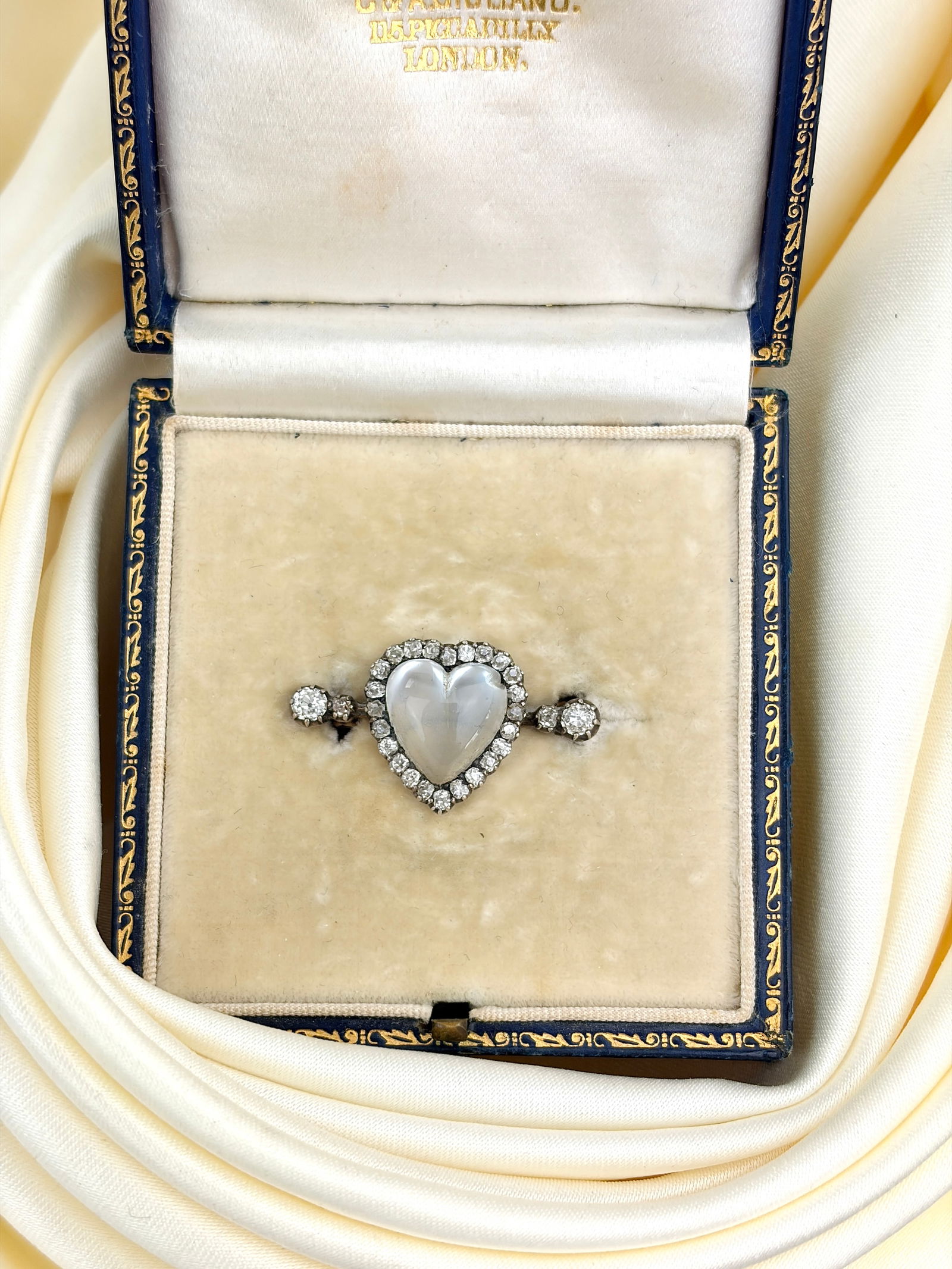 Antique Gold Moonstone and Diamond Heart Brooch in Fitted C&A Giuilano London box - 2