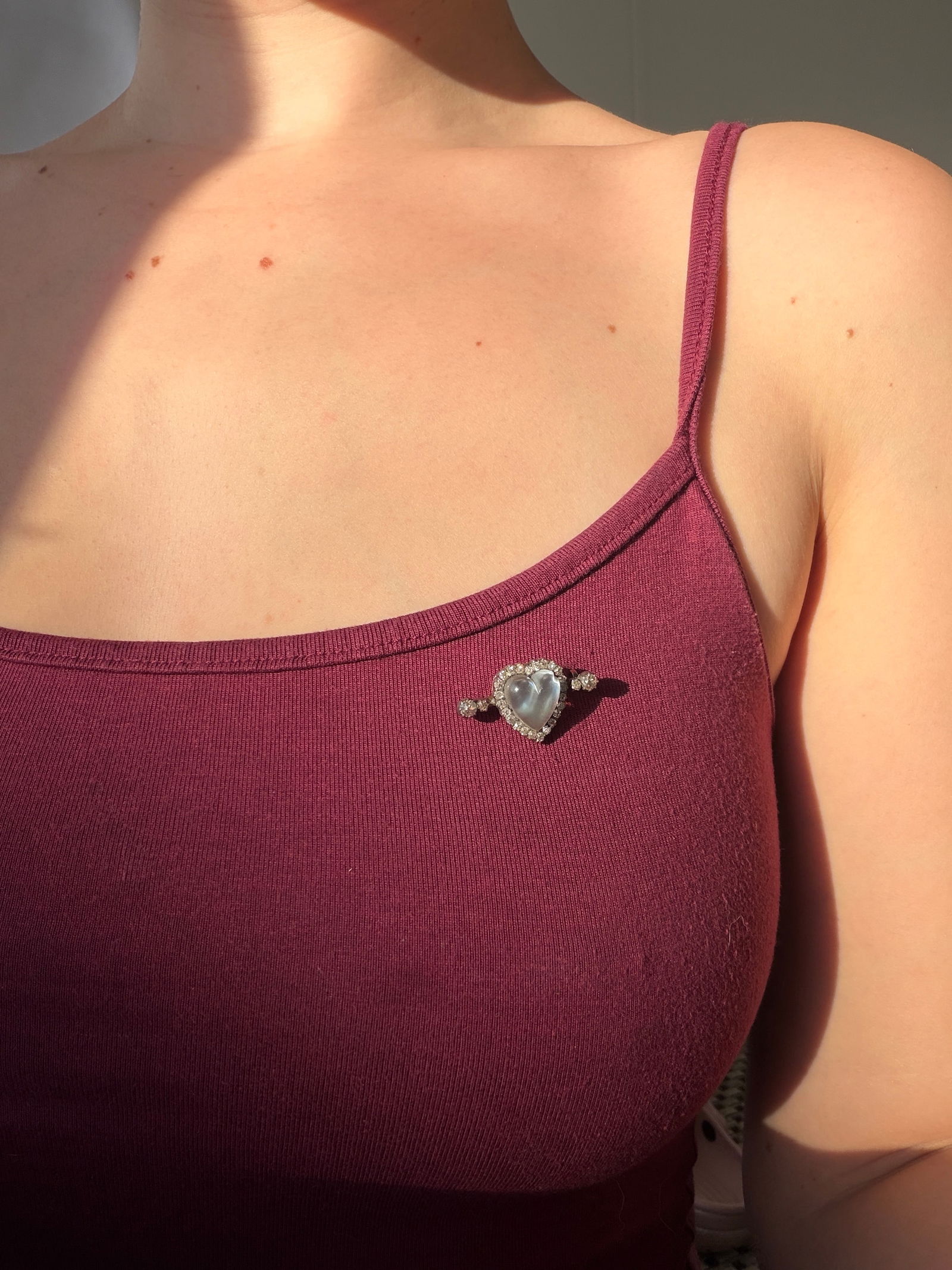 Antique Gold Moonstone and Diamond Heart Brooch in Fitted C&A Giuilano London box - 9