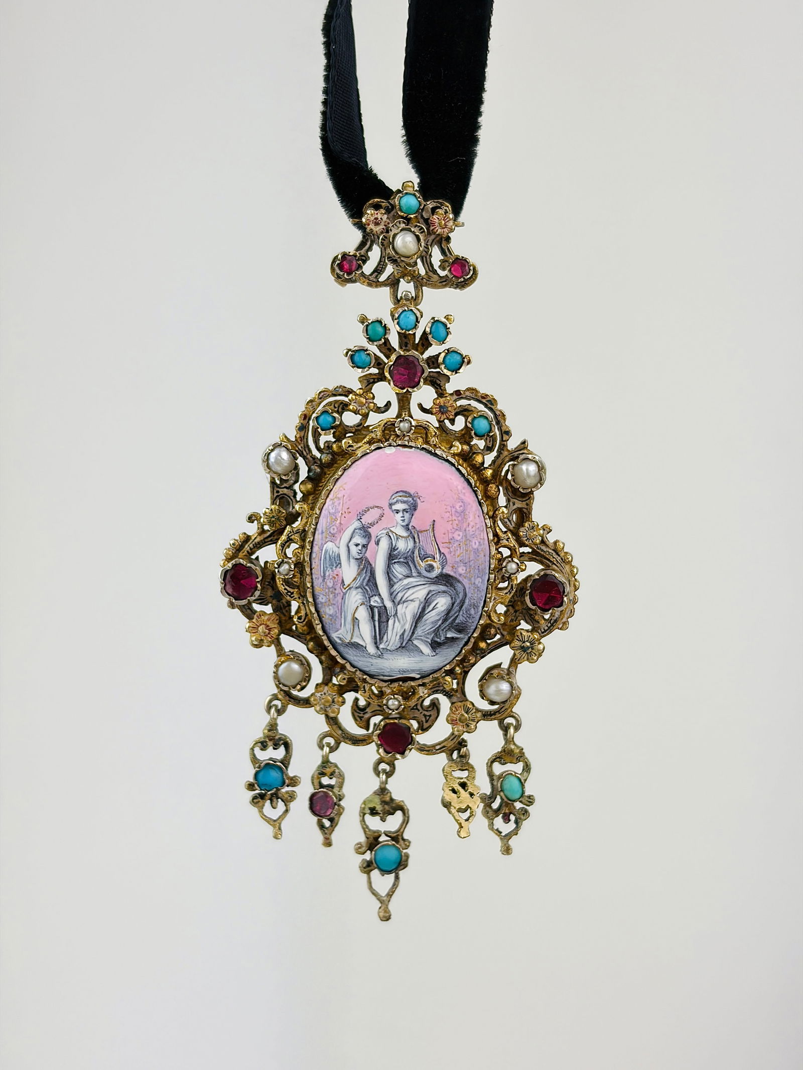 Incredible Antique Boxed Austro Hungarian Locket Back Necklace and Earrings Suite - 3