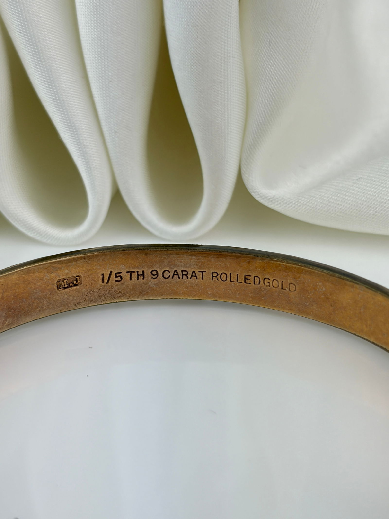 vintage 9ct rolled gold bangle with safety chain - 4