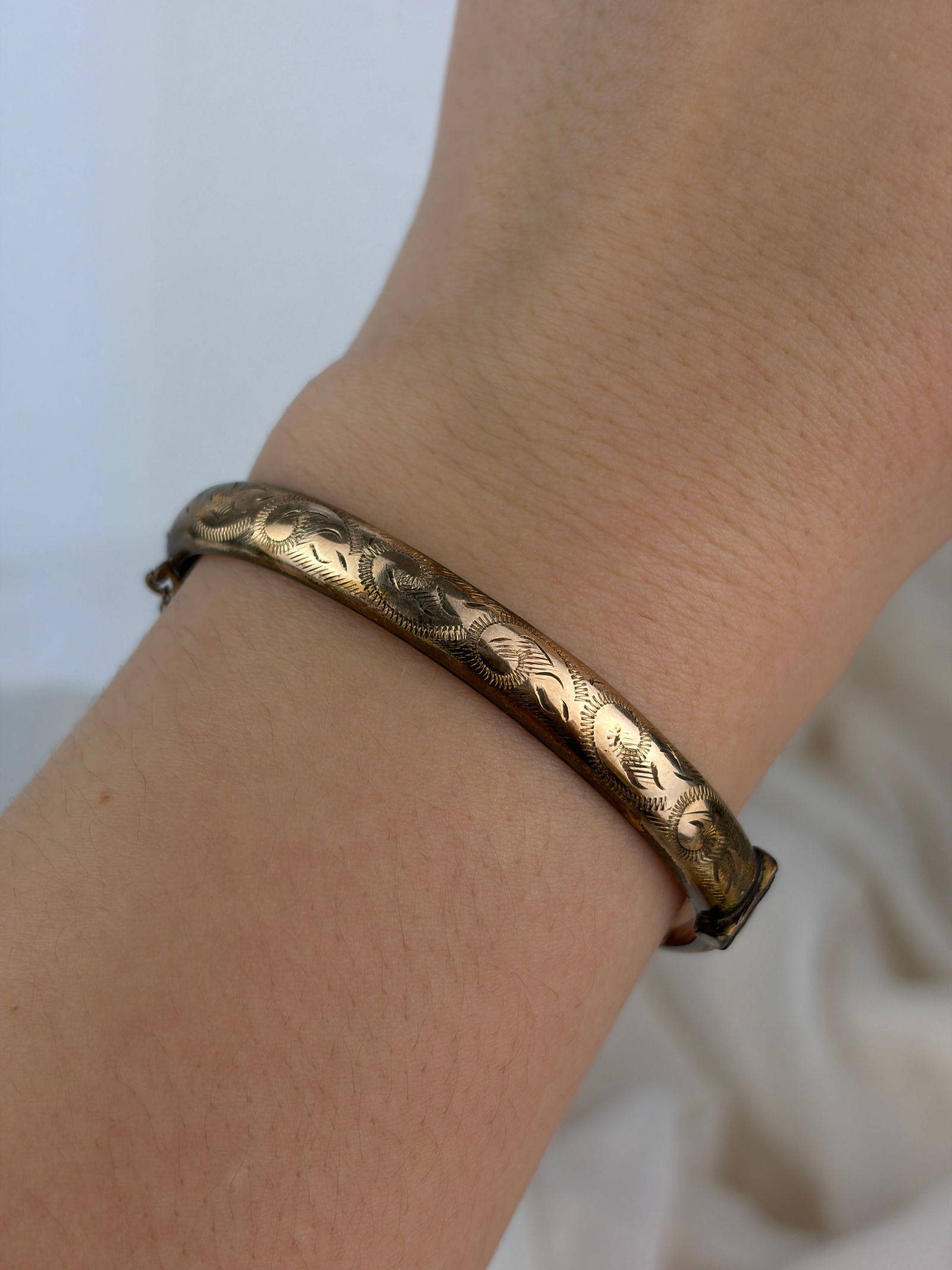 vintage 9ct rolled gold bangle with safety chain - 6