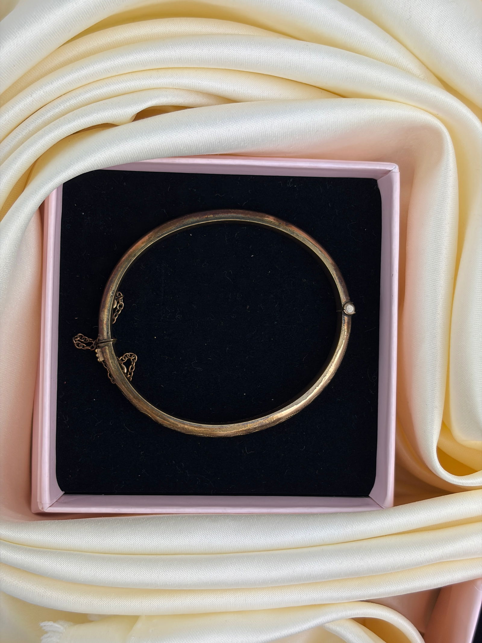 vintage 9ct rolled gold bangle with safety chain - 7
