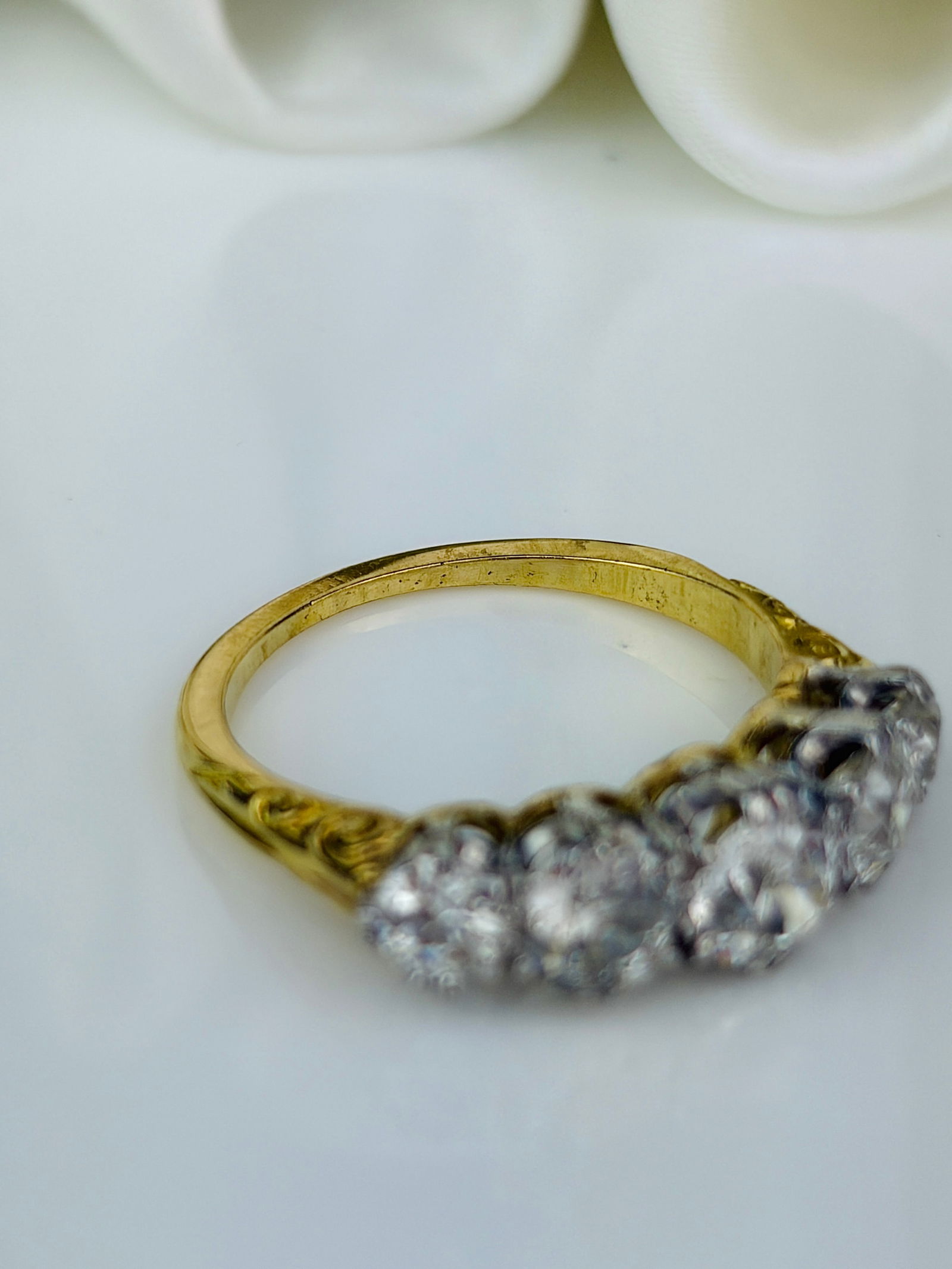 Edwardian Chunky 1.90ct Diamond and 18 Carat Gold Five-Stone Band Ring - 4