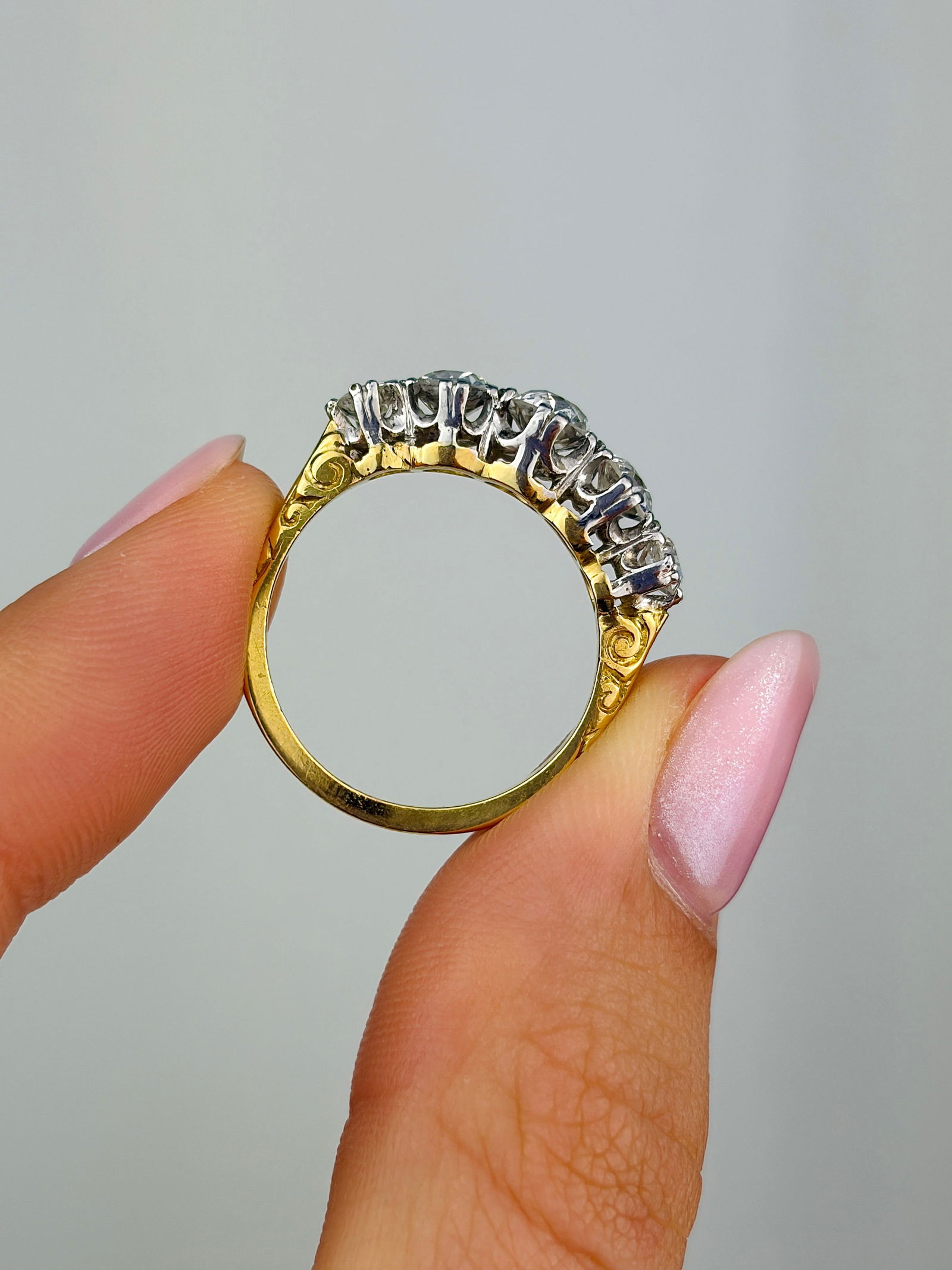 Edwardian Chunky 1.90ct Diamond and 18 Carat Gold Five-Stone Band Ring - 6
