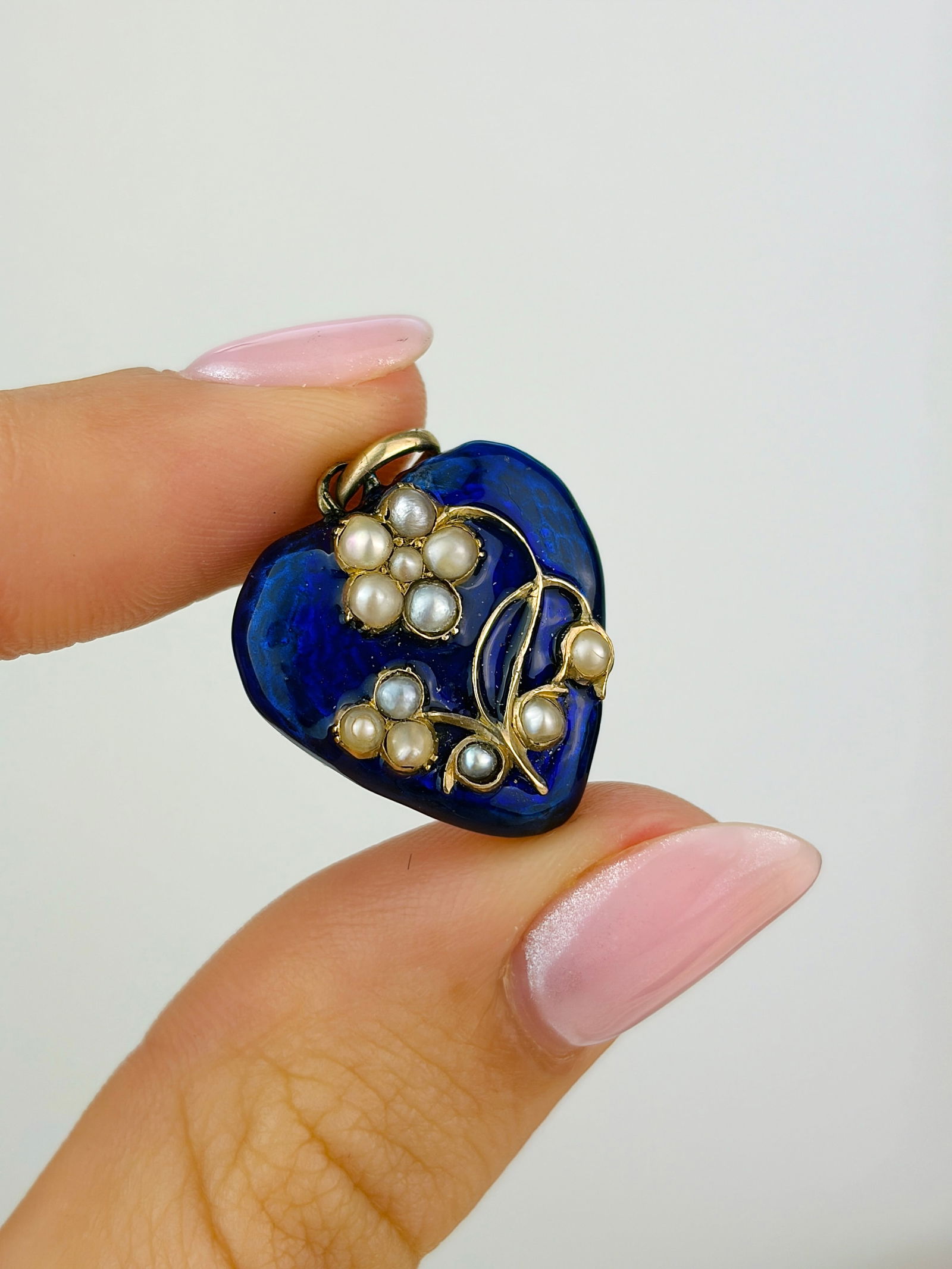 Antique Blue Enamel Pearl Forget Me Not Heart Locket Back Pendant in Gold - 4