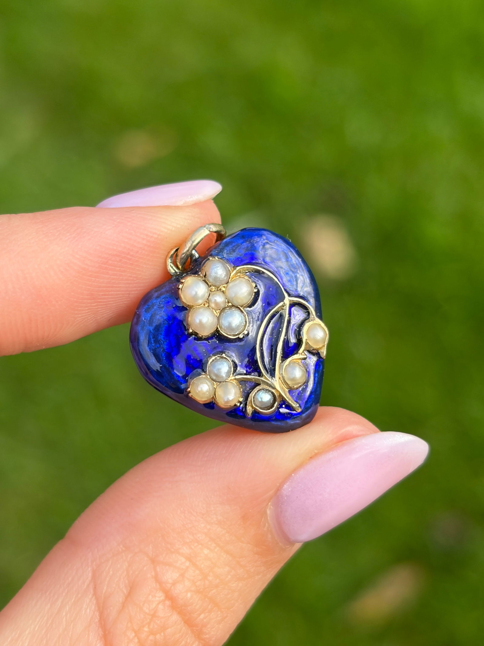 Antique Blue Enamel Pearl Forget Me Not Heart Locket Back Pendant in Gold - 9