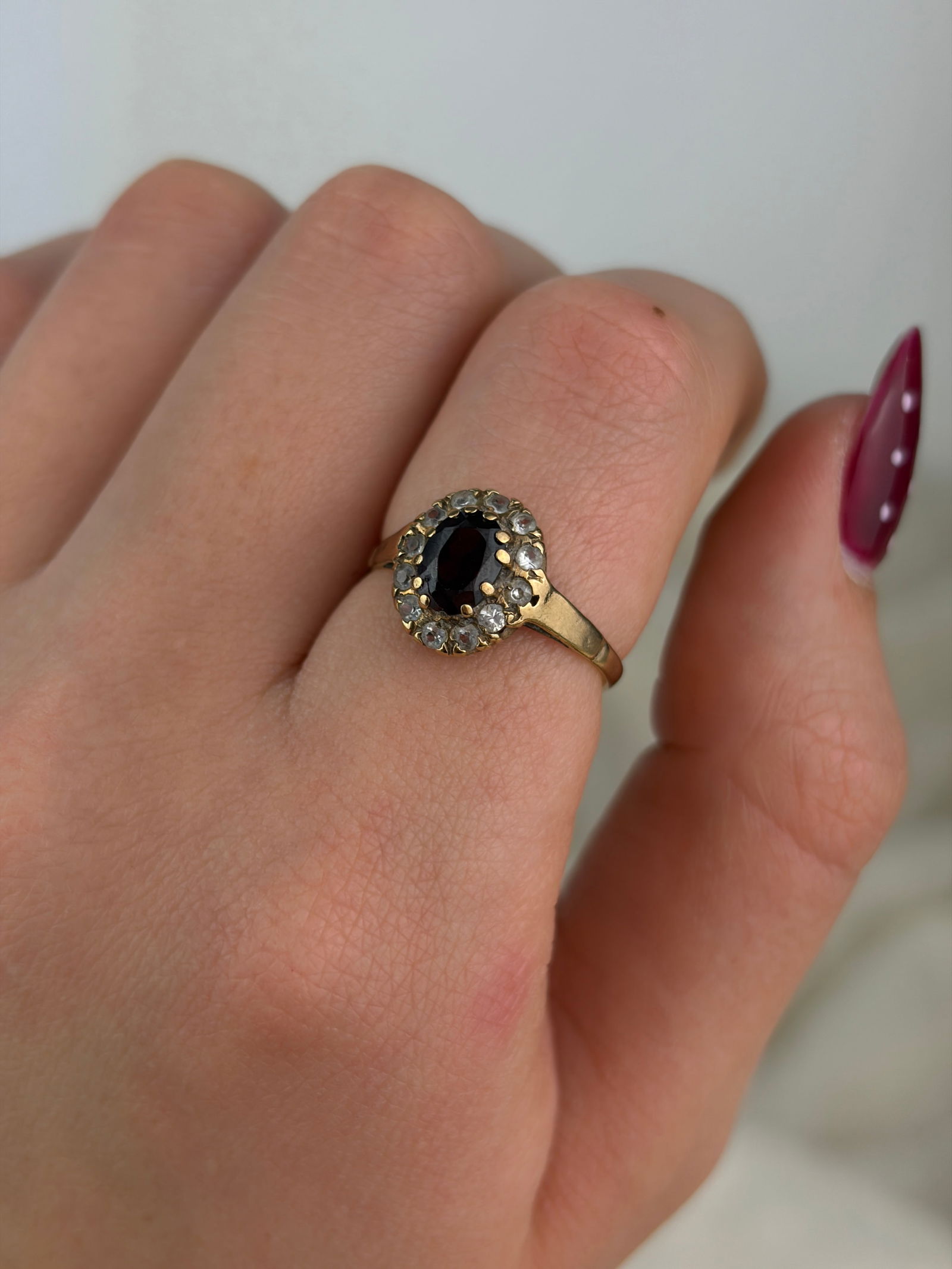 vintage 9ct gold stone set cluster ring - 8